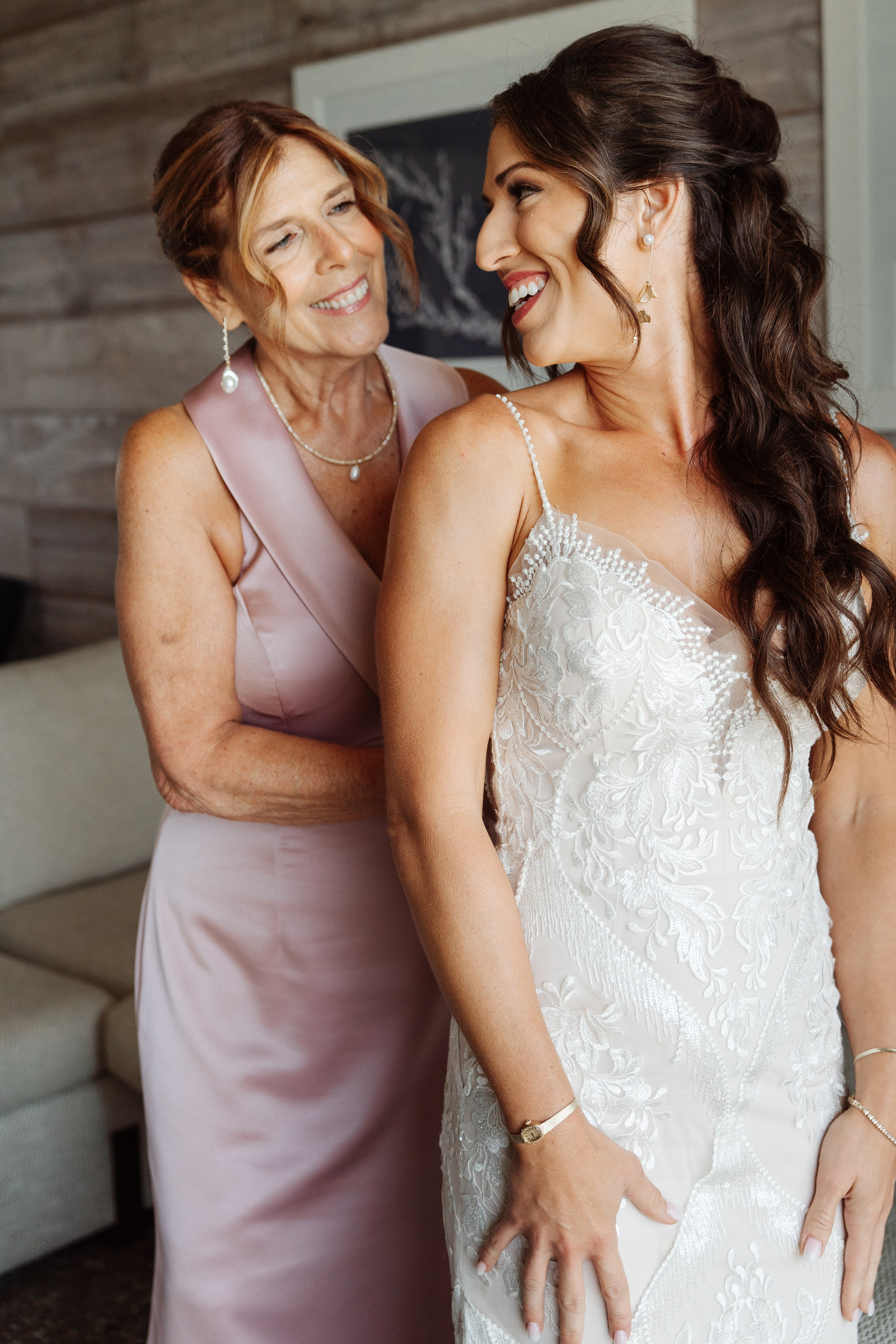 2025-08-16_BryanAmber. Ретушер Зенькевич Света