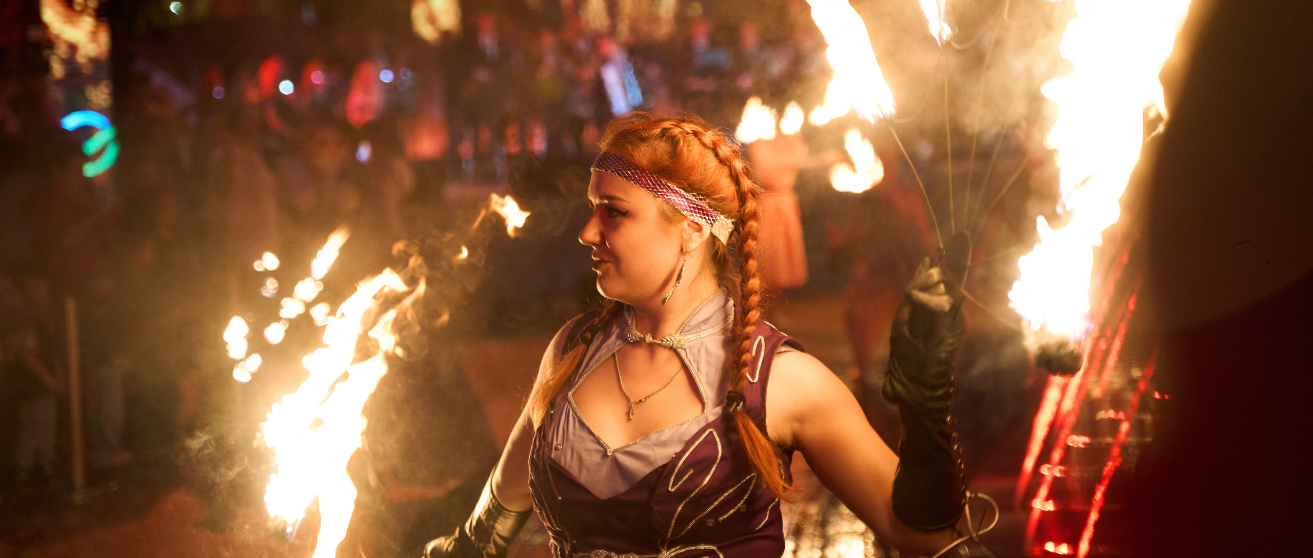 Сбербанк открытие фонтана. Услуги фотографа в Смоленске. Фотограф на свадьбу