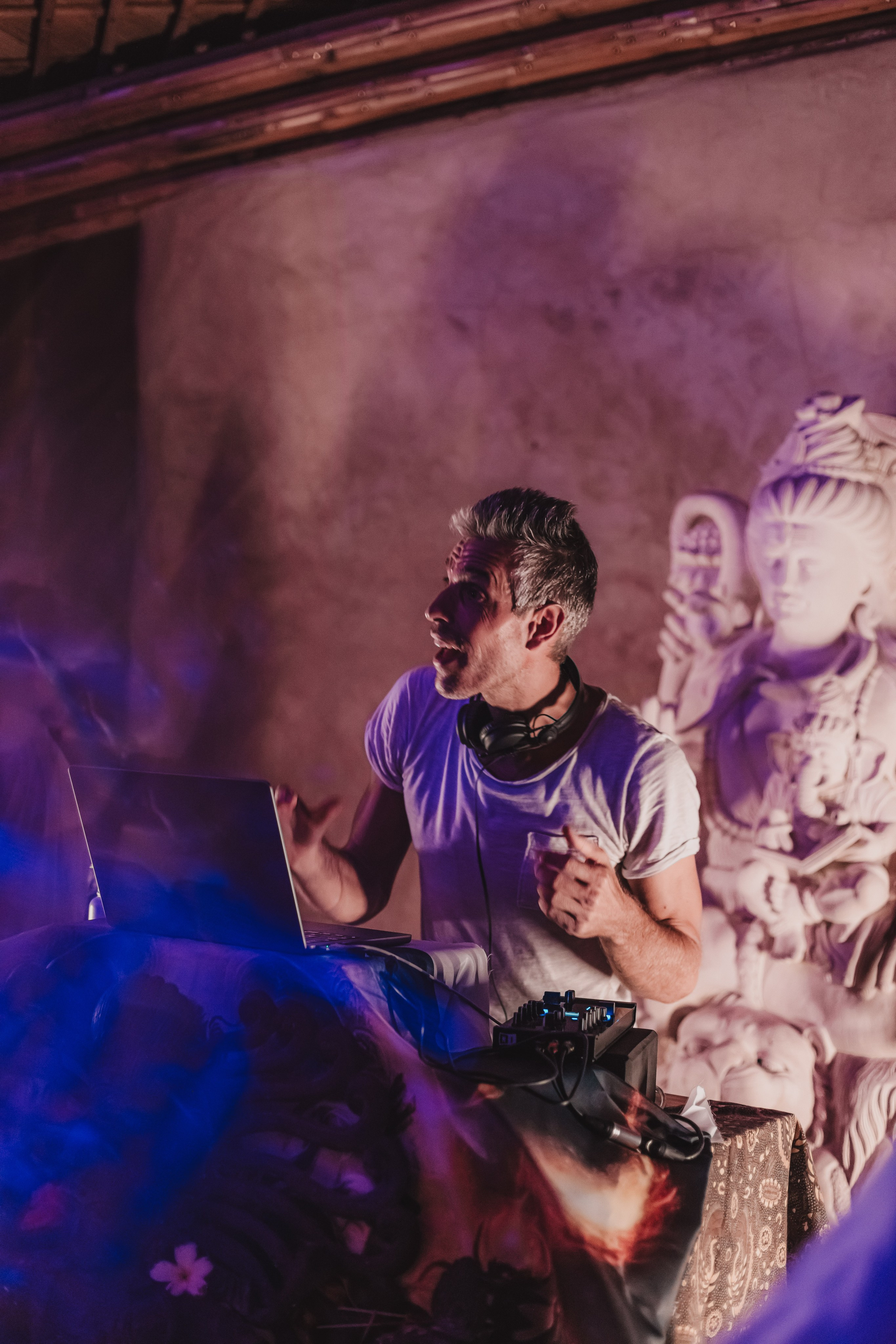 Bhakti Bliss kirtan at Alchemy. Mariam Bagdasaryan