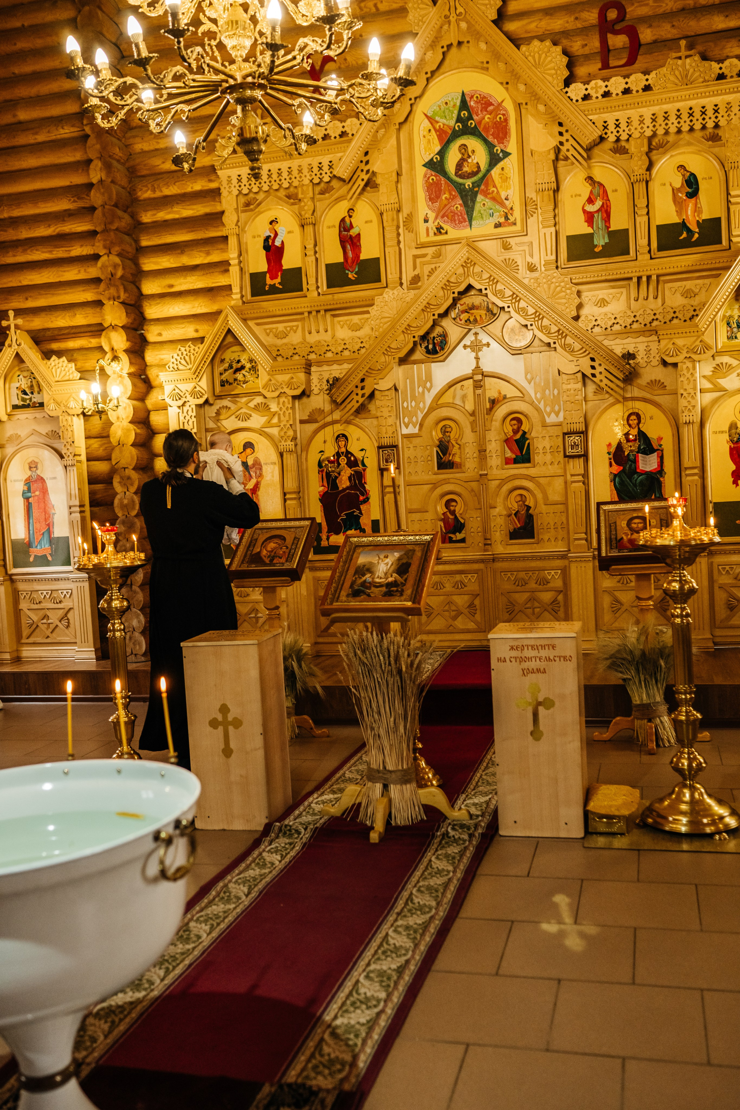Храм на Ворошилова (деревянная церковь). Фотограф в Каменске-Шахтинском и парке Лога Ольга Сагал