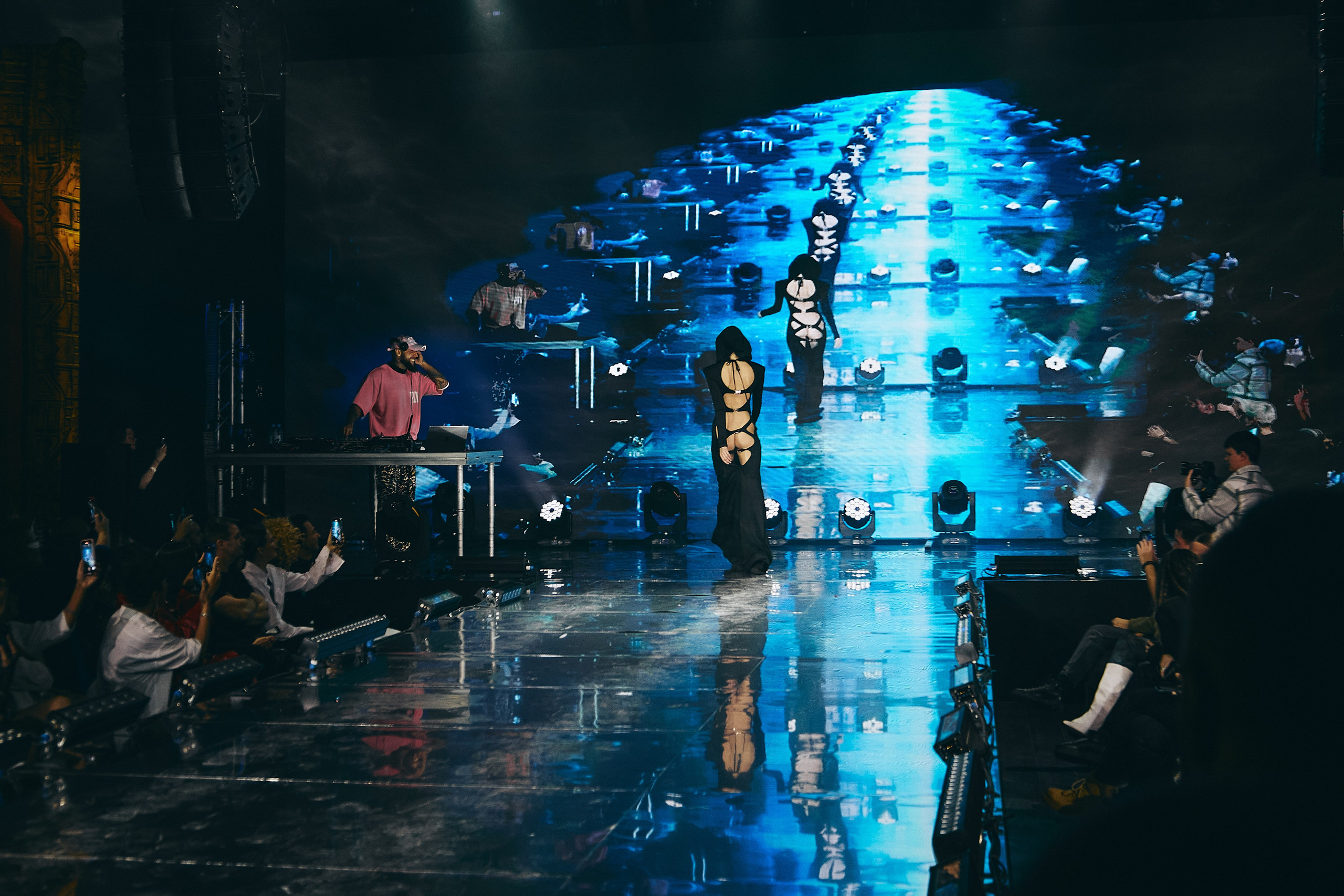 NEW ERA DESIGNER ANDREY PONOMAREV