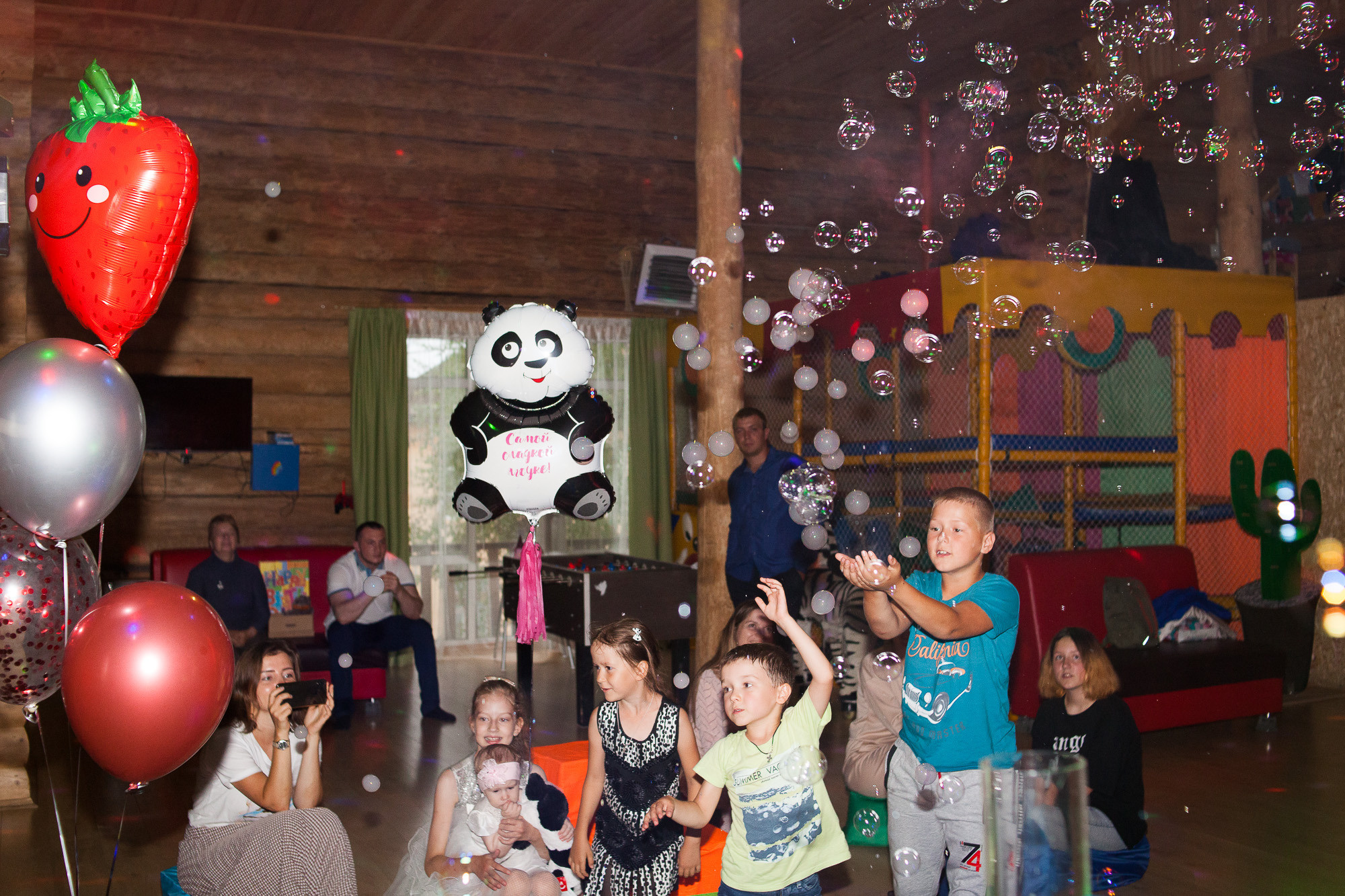 Шоу мыльных пузырей. Анна Леденева Фотограф