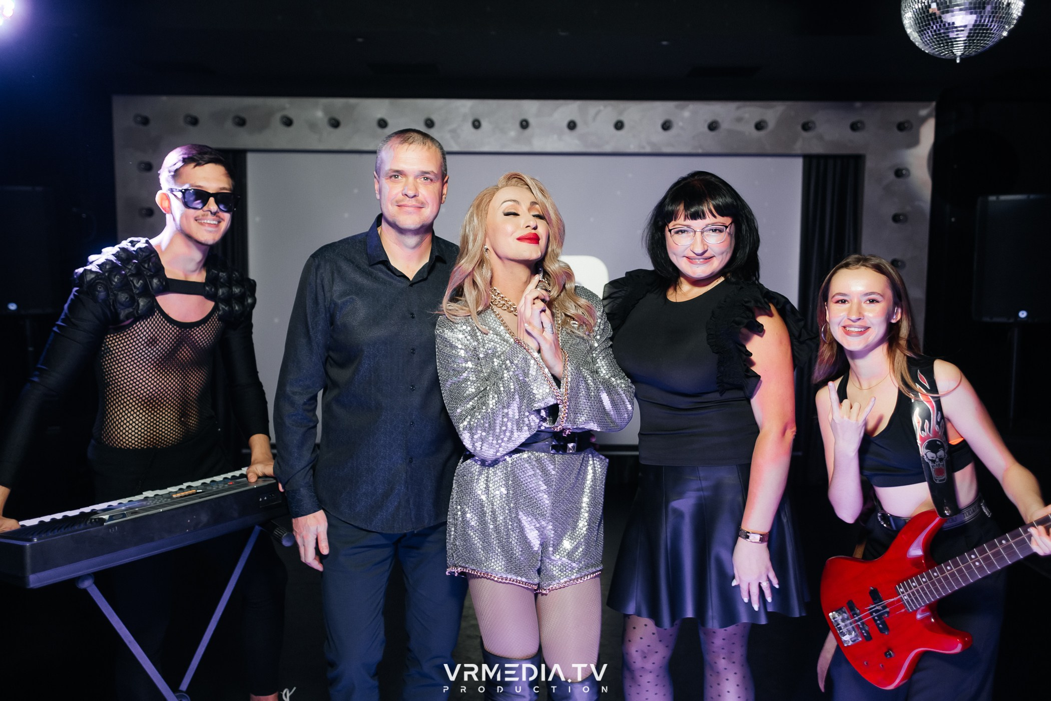 PARODY SHOW в караоке-баре «Volna»