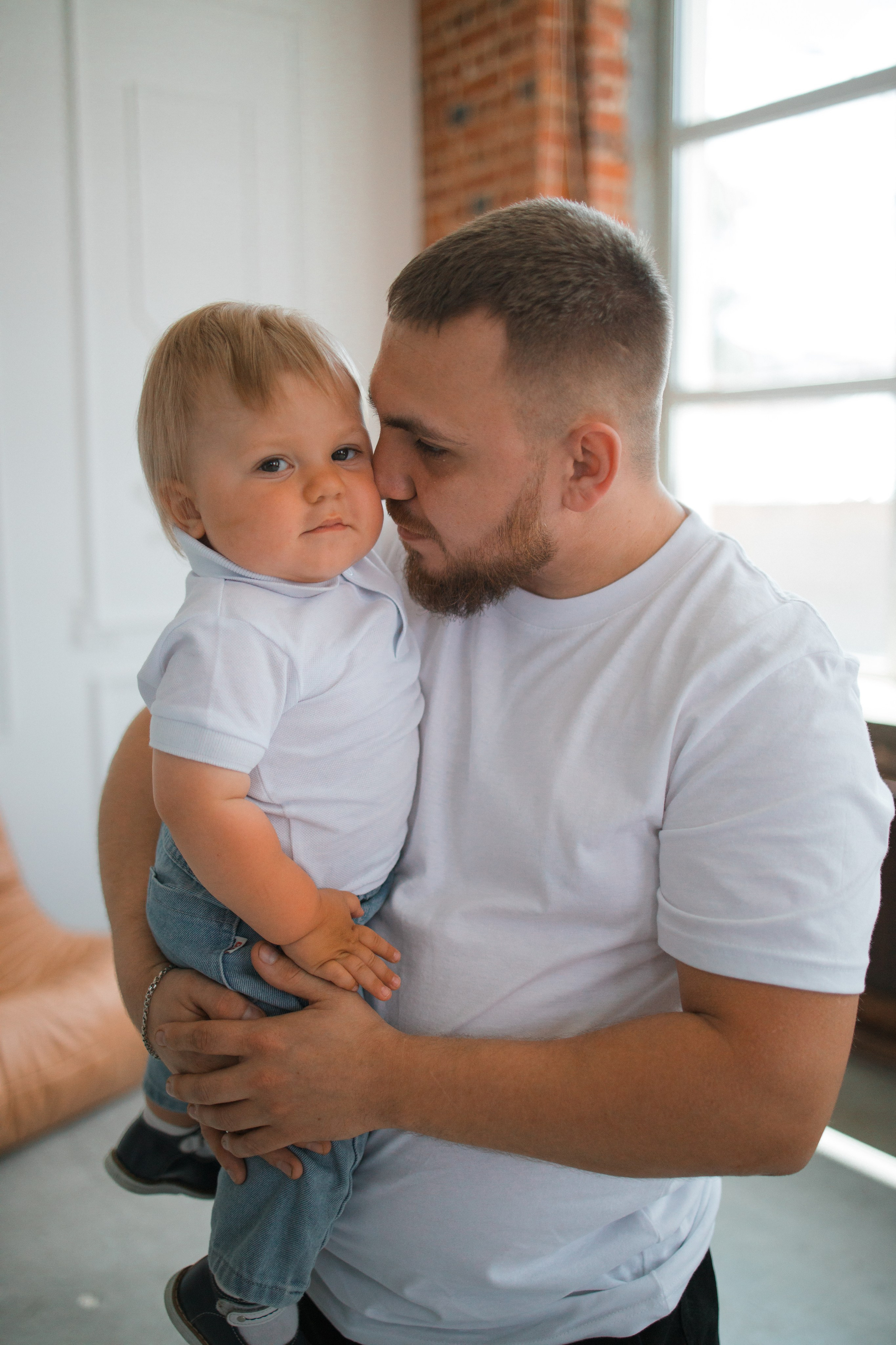 Фотосессия с ребенком в фотостудии. Выпускные альбомы в Серпухове