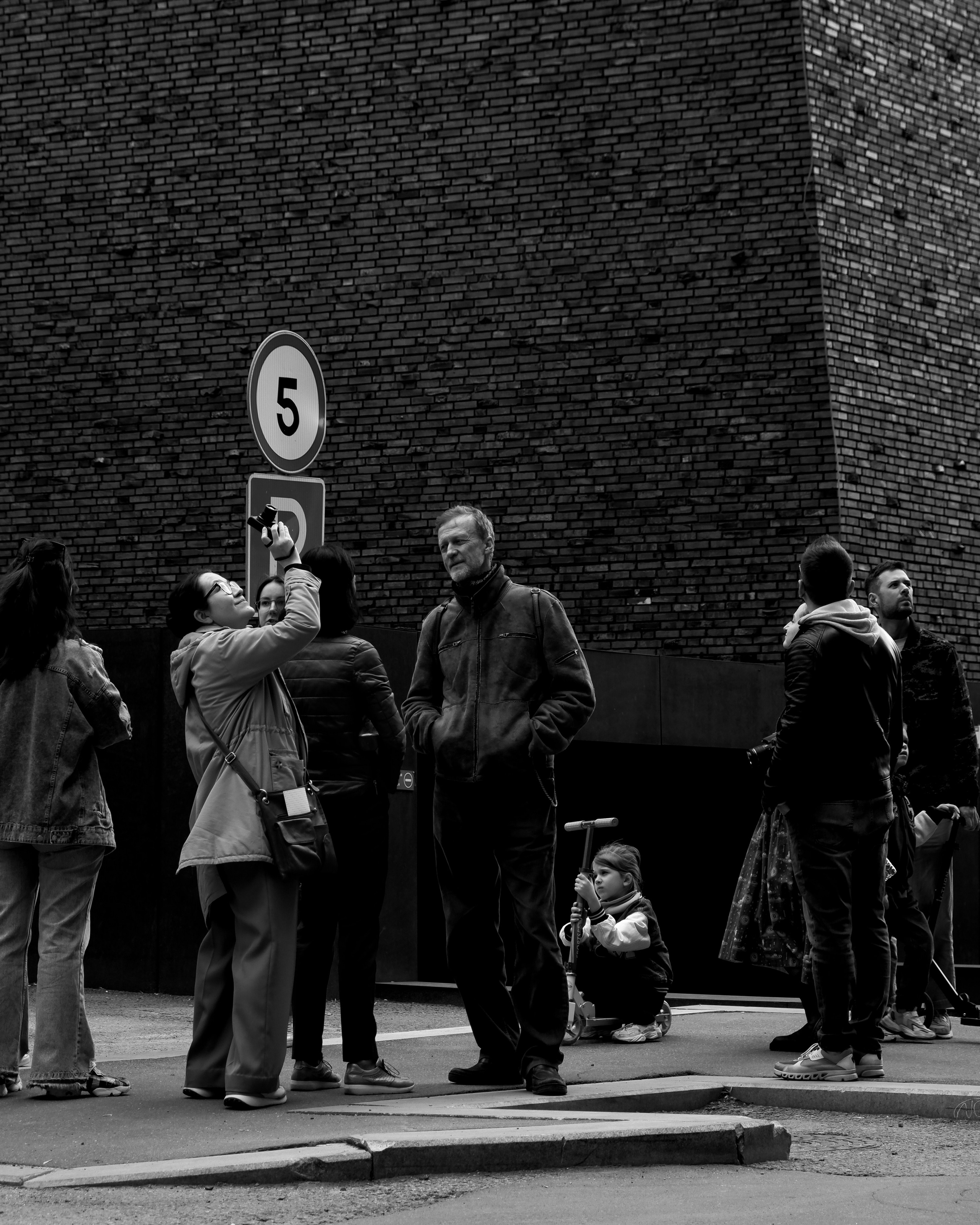 Прогулки с архитектором x A-House. Михаил Мулач | Архитектурный фотограф