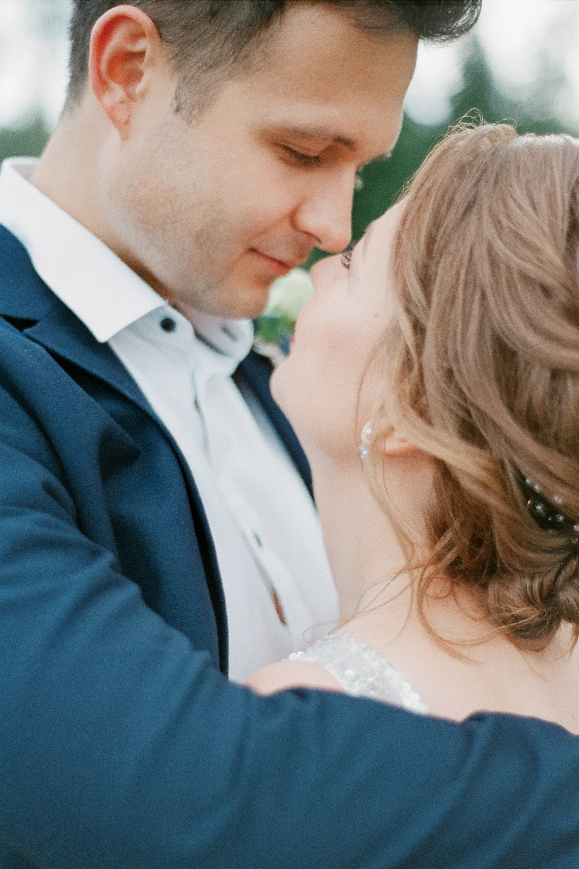 Саша и Саша, свадьба под Петербургом. Изящная фотография | Ксения Милушкина