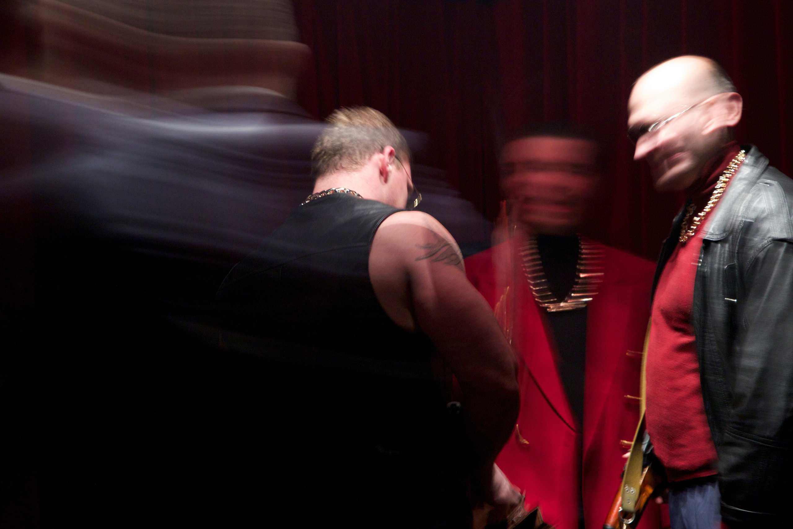 Фотограф и дизайнер Валерий Хотеев