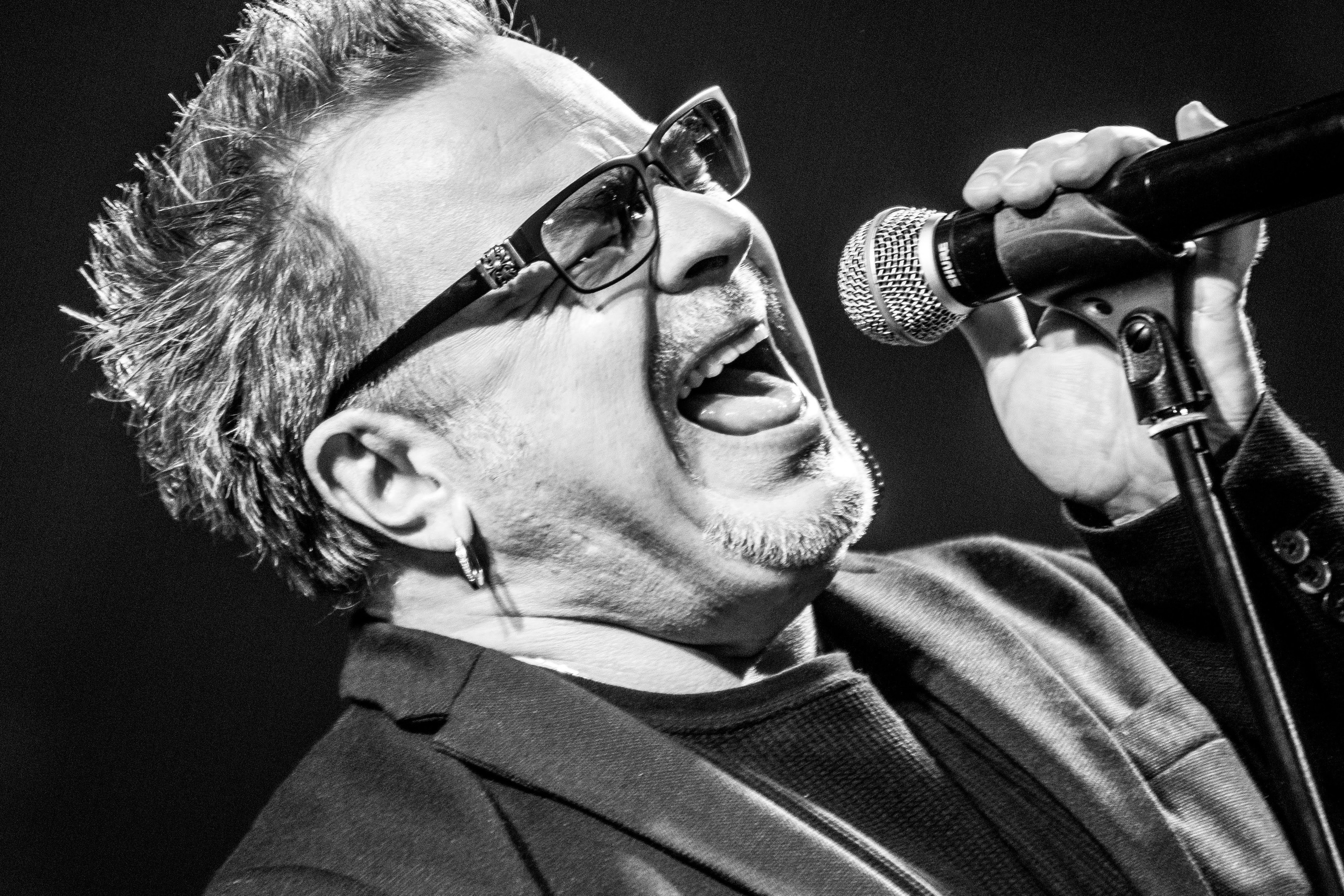 Фотограф и дизайнер Валерий Хотеев