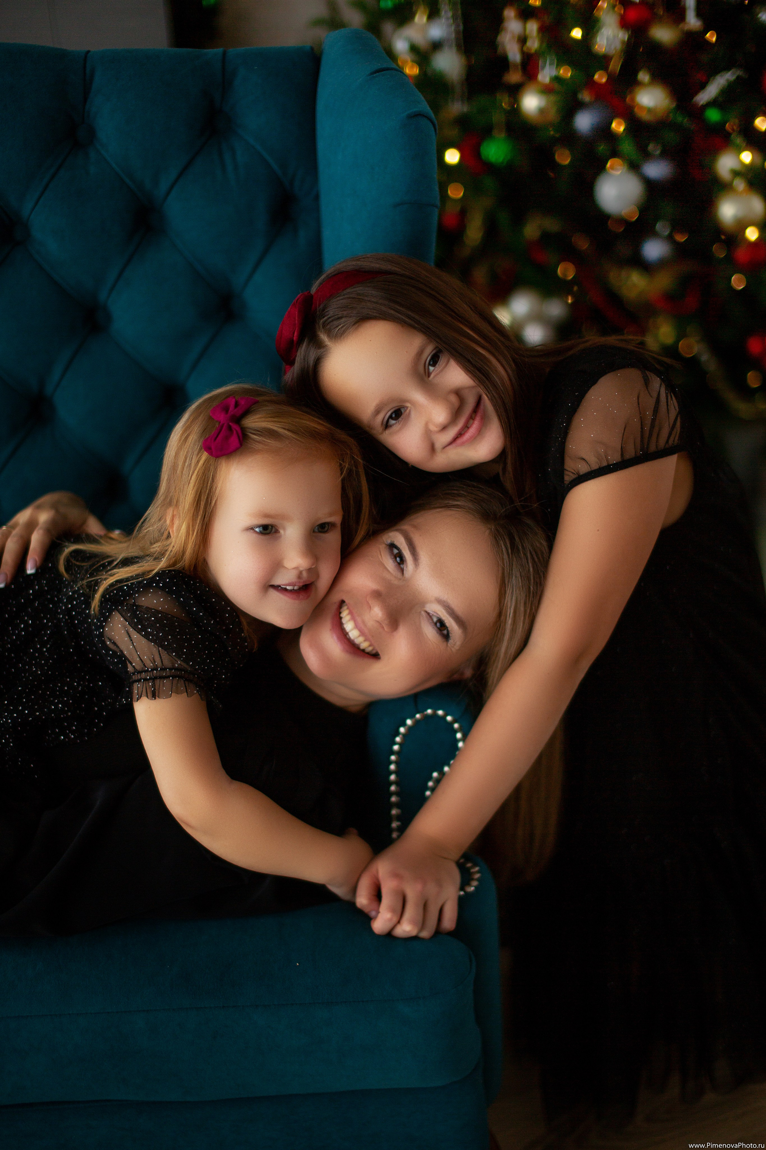 Новогодняя сказка Вари и Маруси, 2024. Семейный и детский фотограф в Петрозаводске