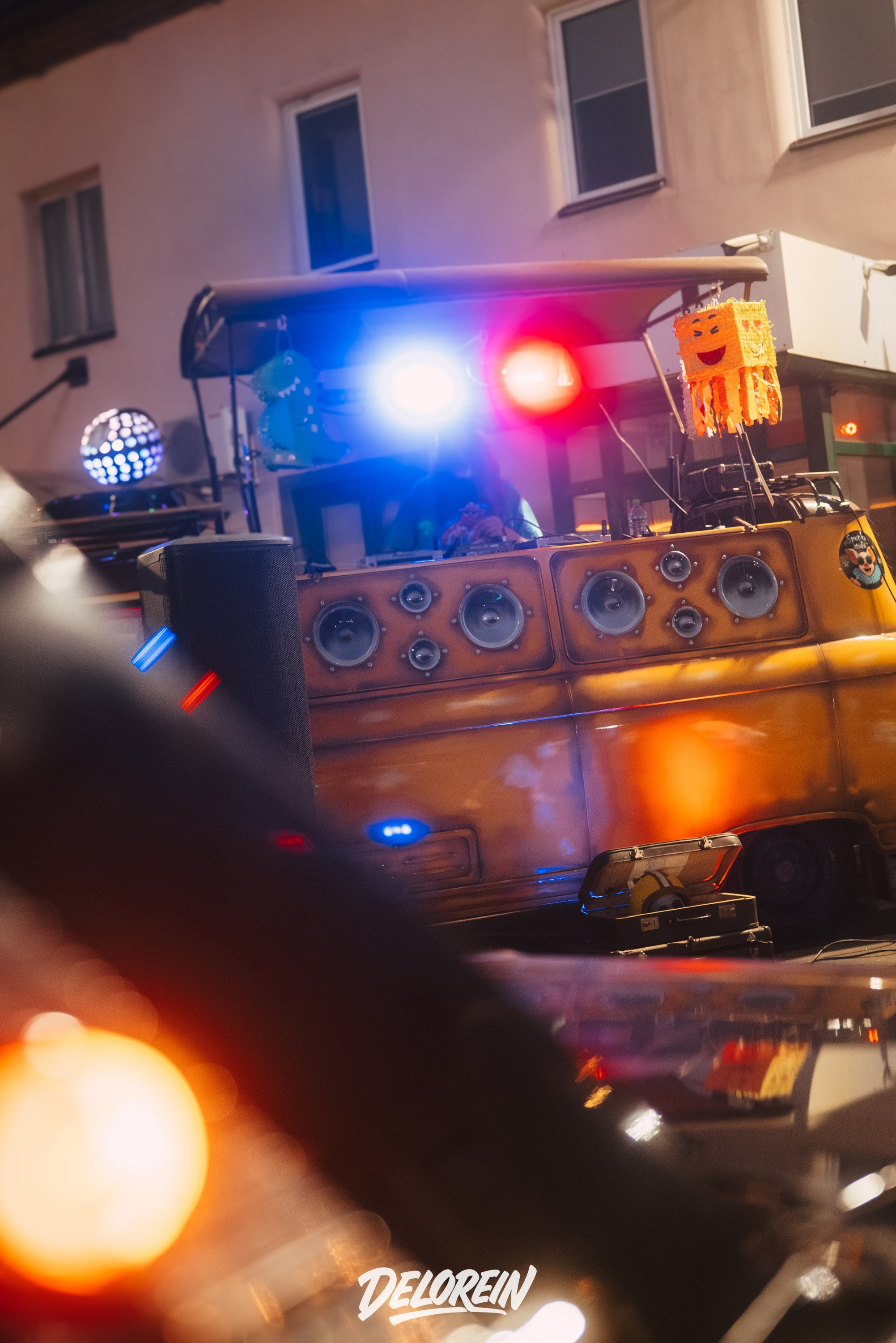 Downfly 30 июля 2025. DeLorein