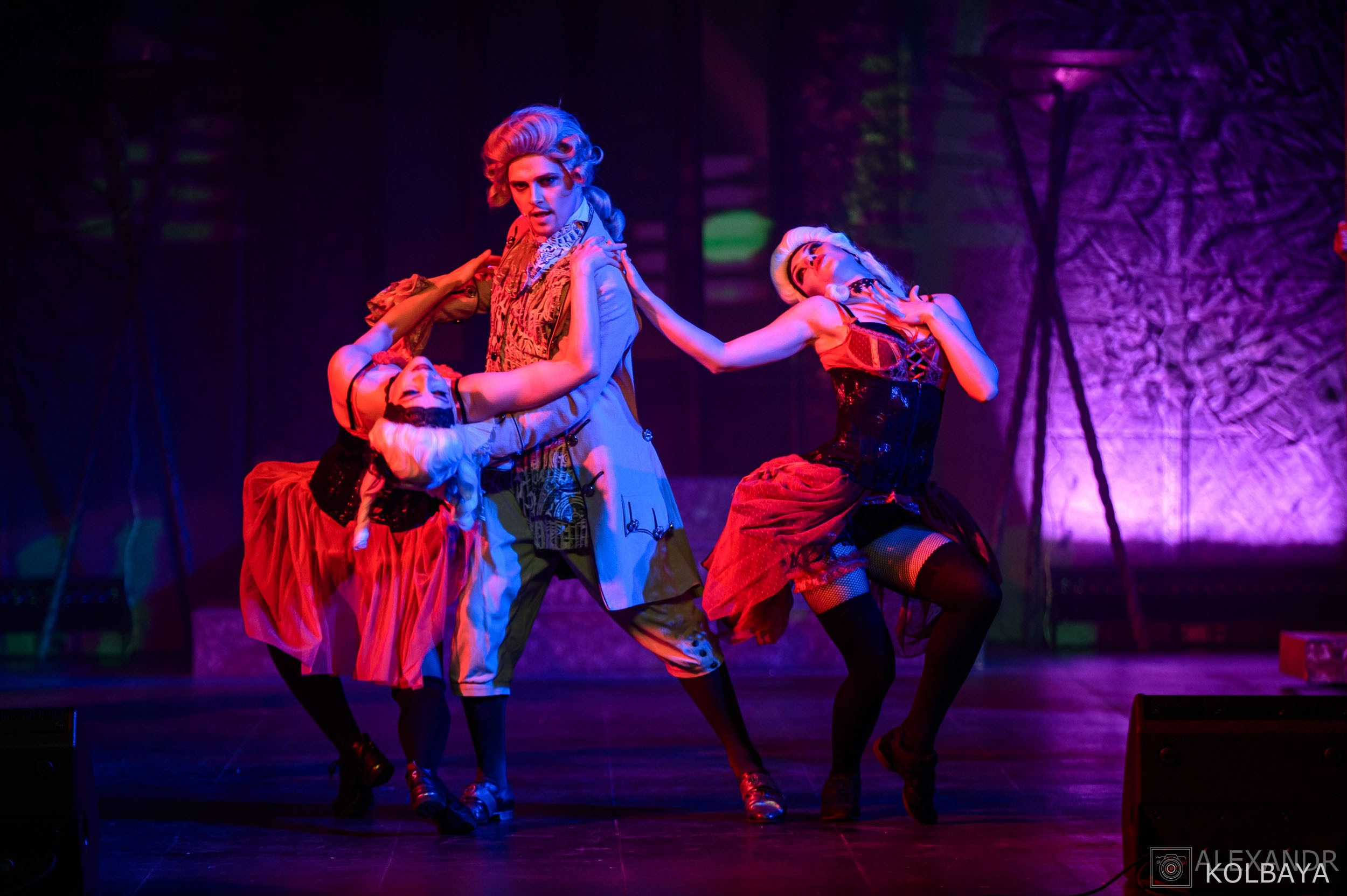 Опасные связи. Концертный и театральный репортажный фотограф в Москве Александр Колбая