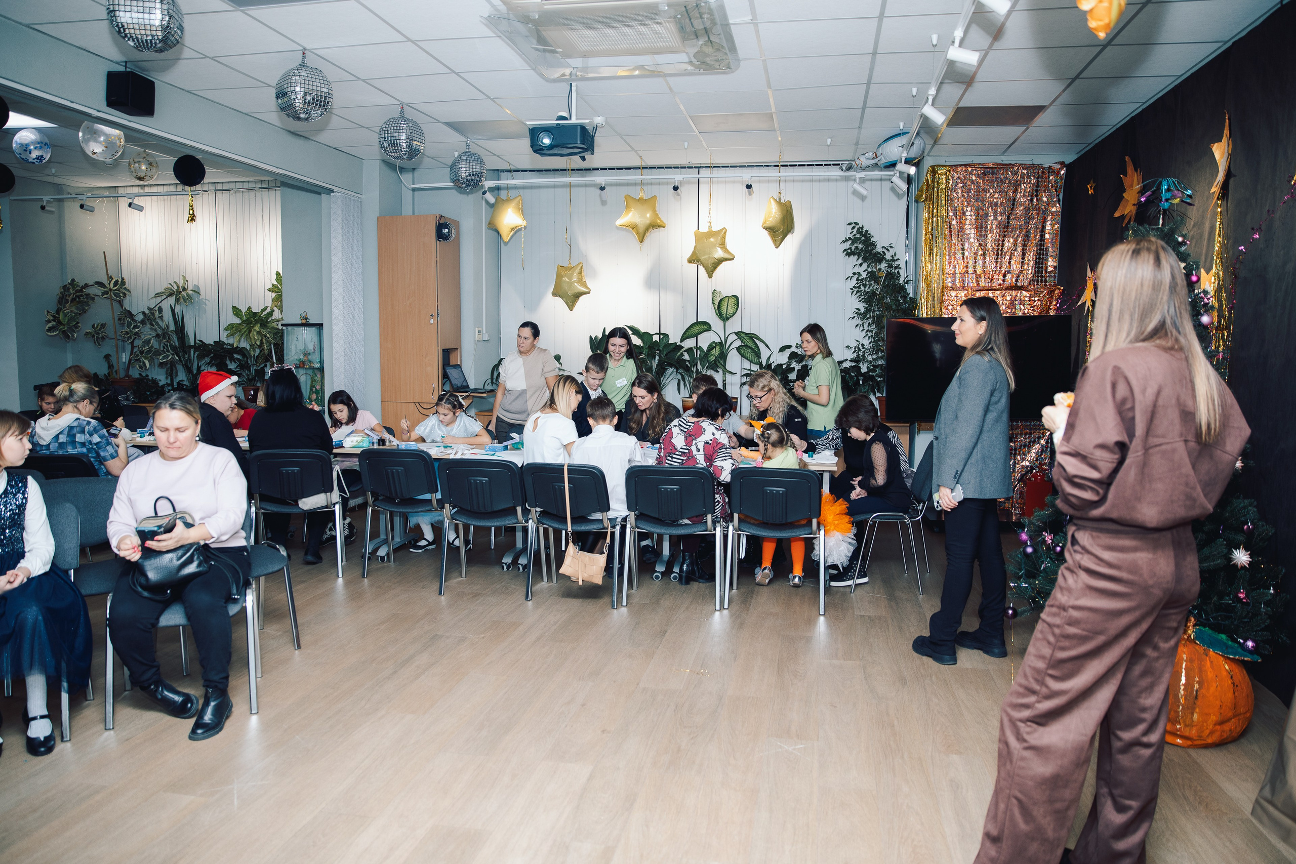 23.12 Особенная елка для фонда «Мы тоже тут». Фотограф в Санкт-Петербурге Алена Сертакова