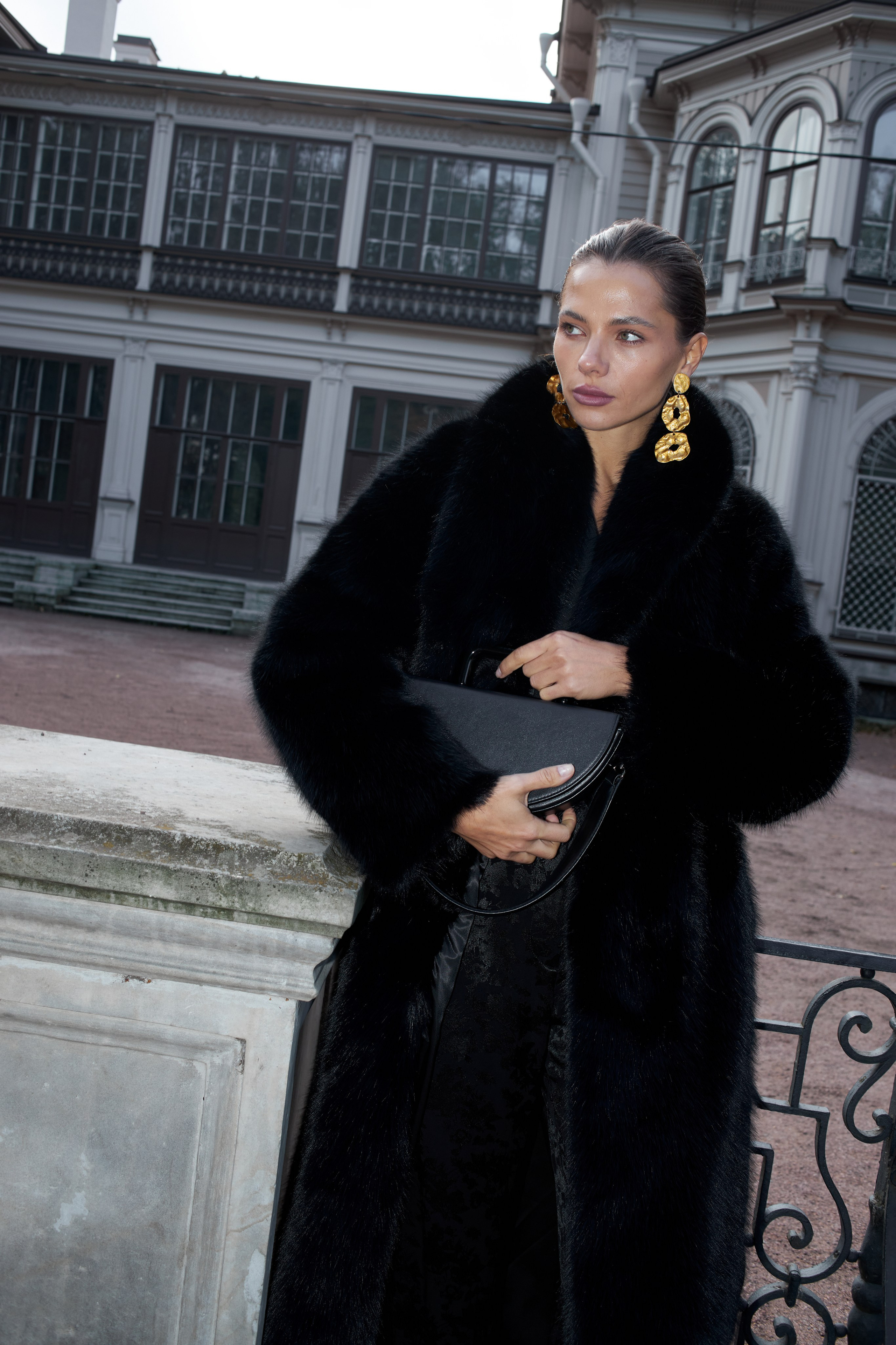 Дарья, 40-42, рост 170. KED Production — продакшн из СПб. Создаём фото, видео и контент, который помогает брендам и селлерам продавать больше