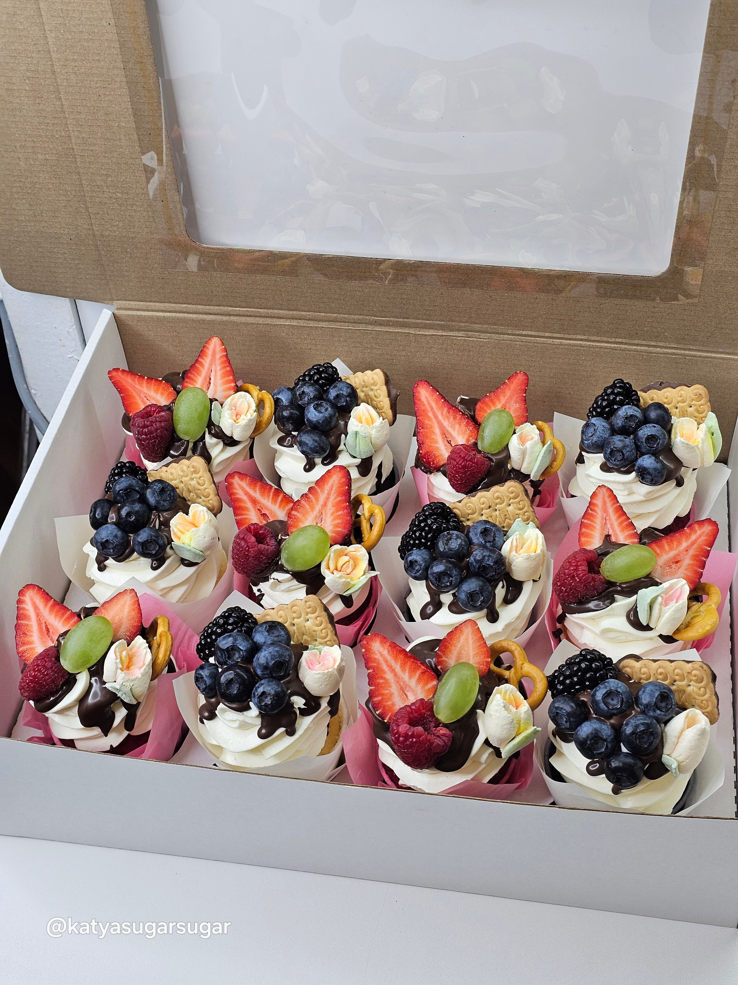 Капкейки стандартные. Katyasugarsugar капкейки, зефир, торты Москва