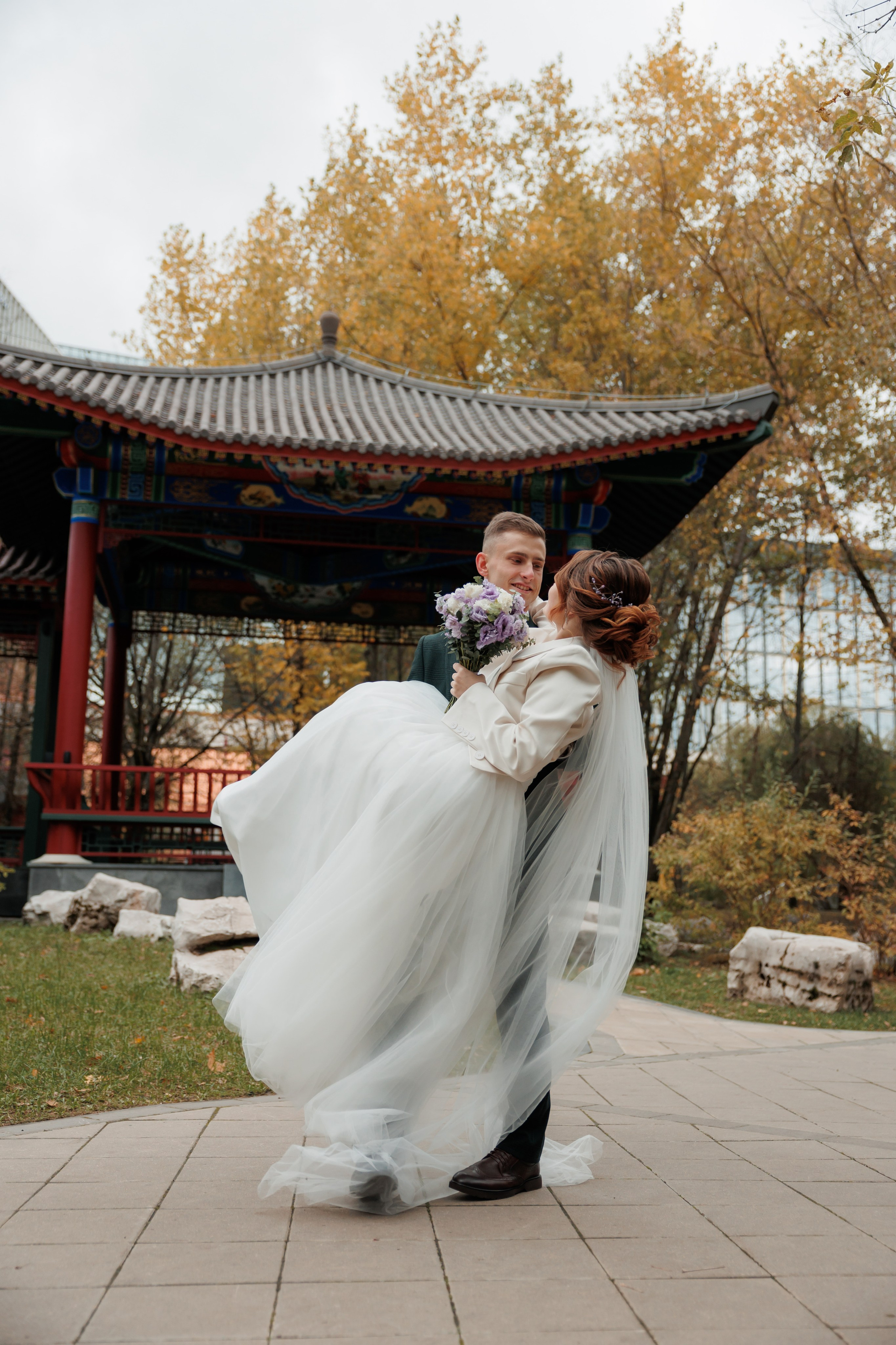 Константин и Дарья, ЗАГС ВДНХ, отель Soluxe, ресторан «Антик». Свадебный и репортажный фотограф (Москва, Королев и другие)