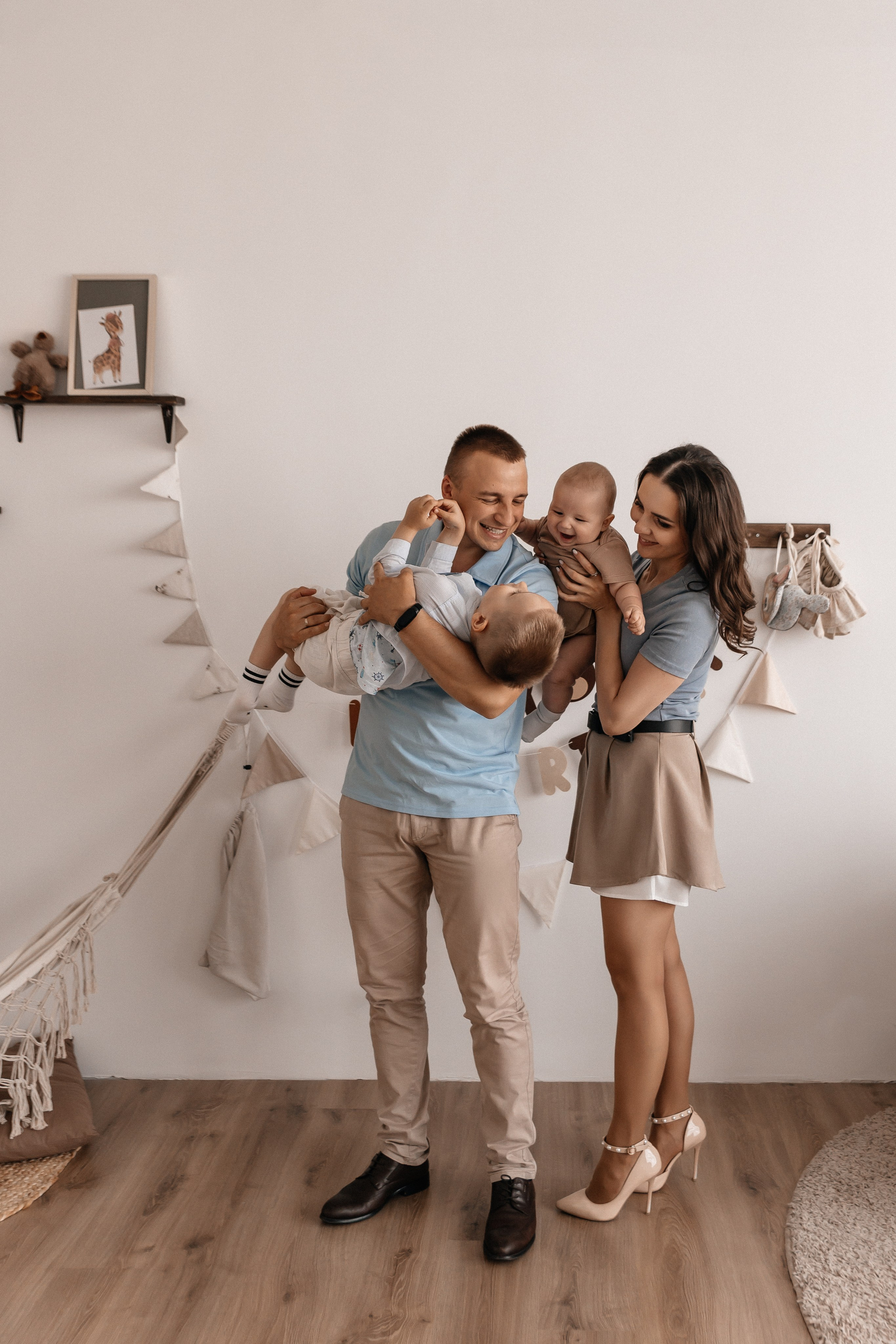 Павел, Кристина, Святослав, Елисей. Семейный фотограф Минск Усова Ольга