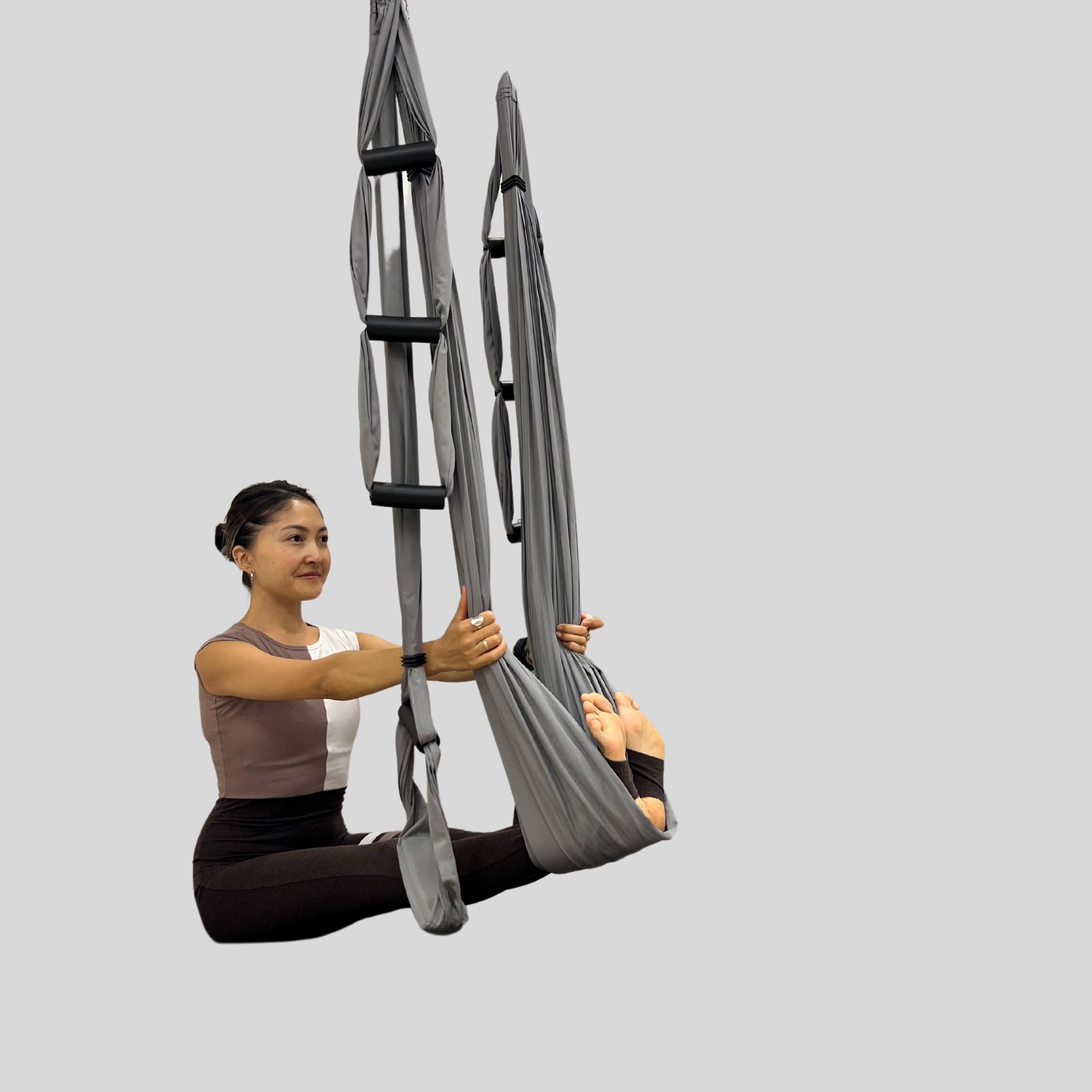 Флай йога, aerial yoga, аэро йога, связка в гамаке, позы в гамаке, aerial yoga exercise, fly yoga practice, fly yoga low, низкий гамак. Преподаю и провожу обучение по флай йоге