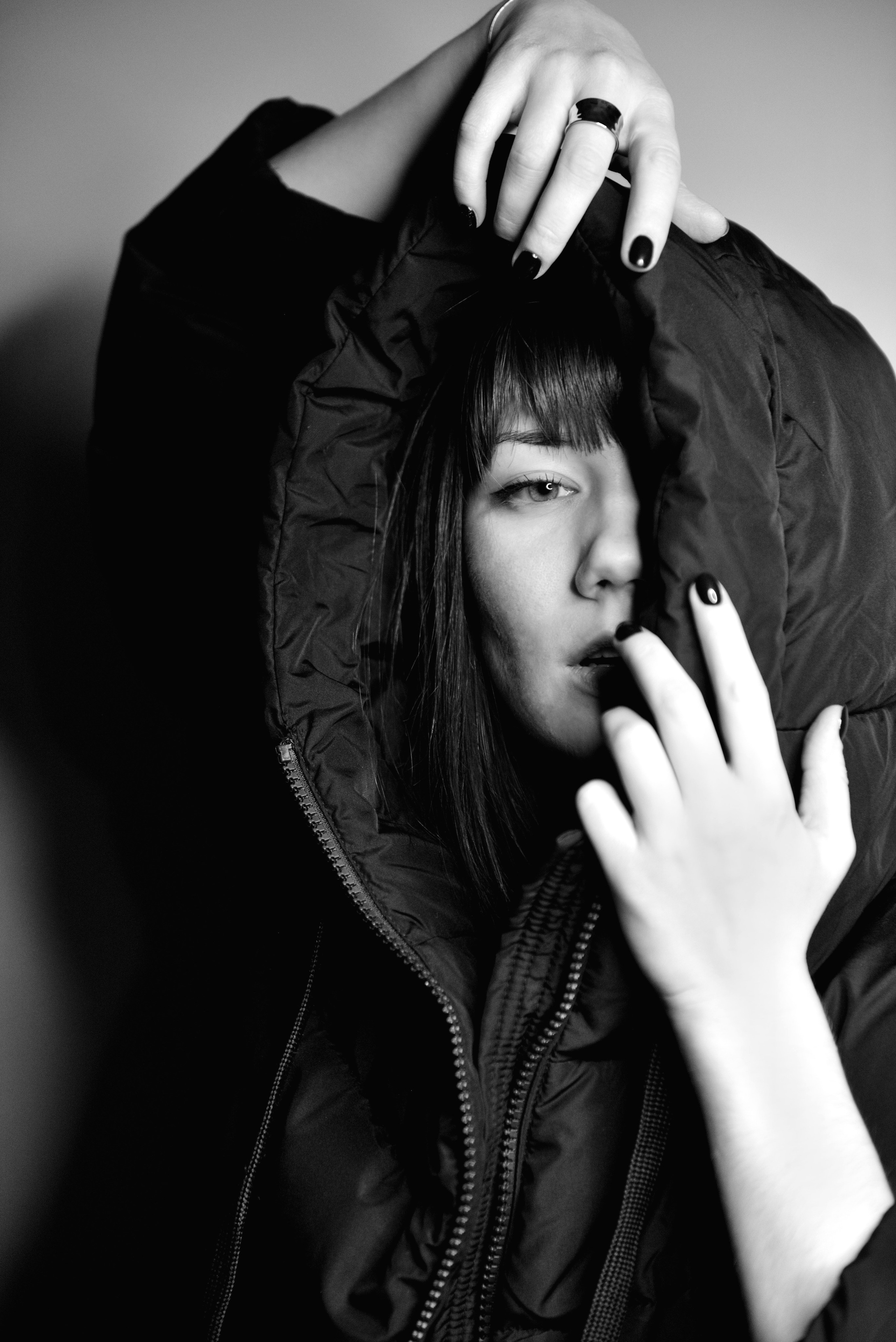 Девушка в капюшоне - идеи для съемки.