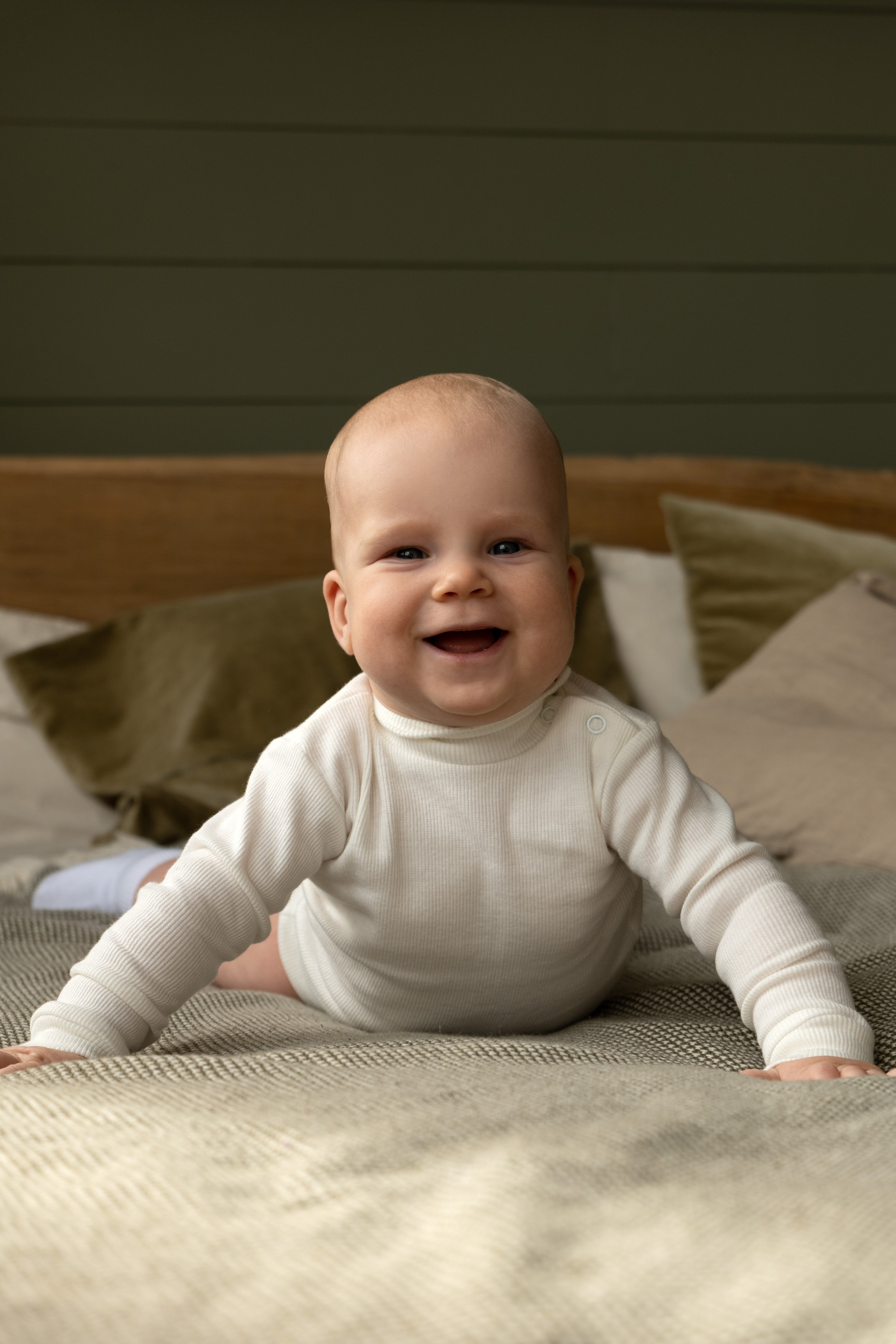 Студийная семейная фотосессия. Фотограф видеограф Ольга Василевская