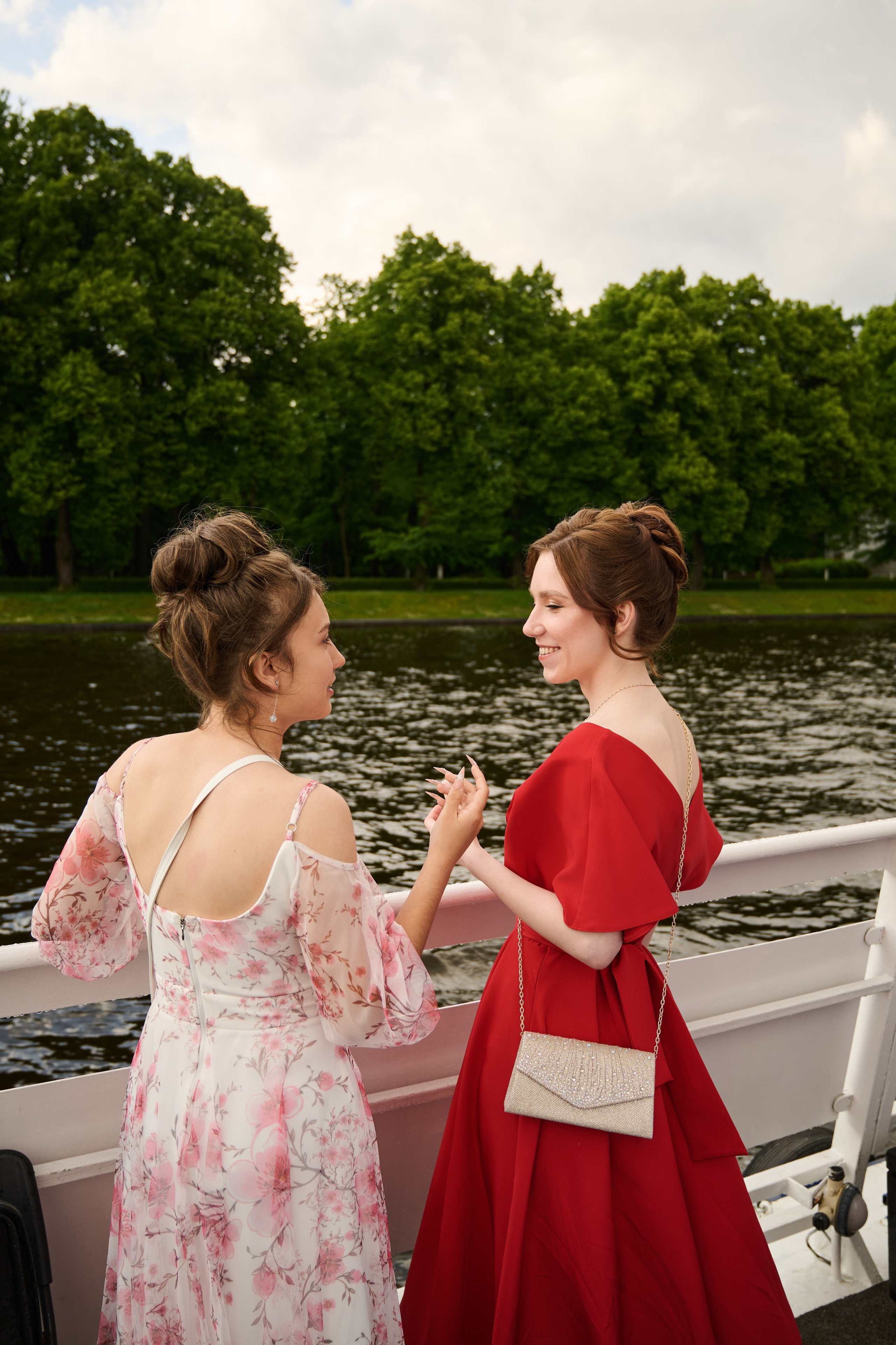 Выпускные и вручения дипломов