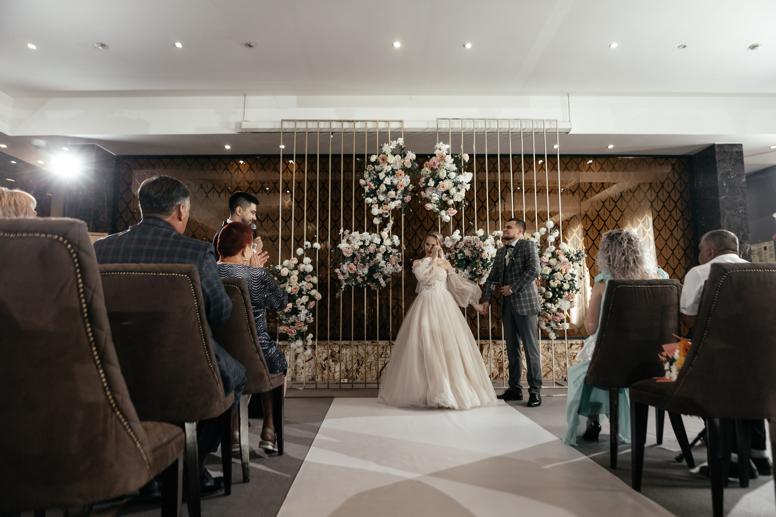 Свадебный фотограф Уфа — Руслан ГабдлисламовЖивые эмоции, красивые кадры, воспоминания на всю жизнь.Работаю по всей Республике Башкортоста. Свадебный фотограф Уфа Руслан Габдлисламов