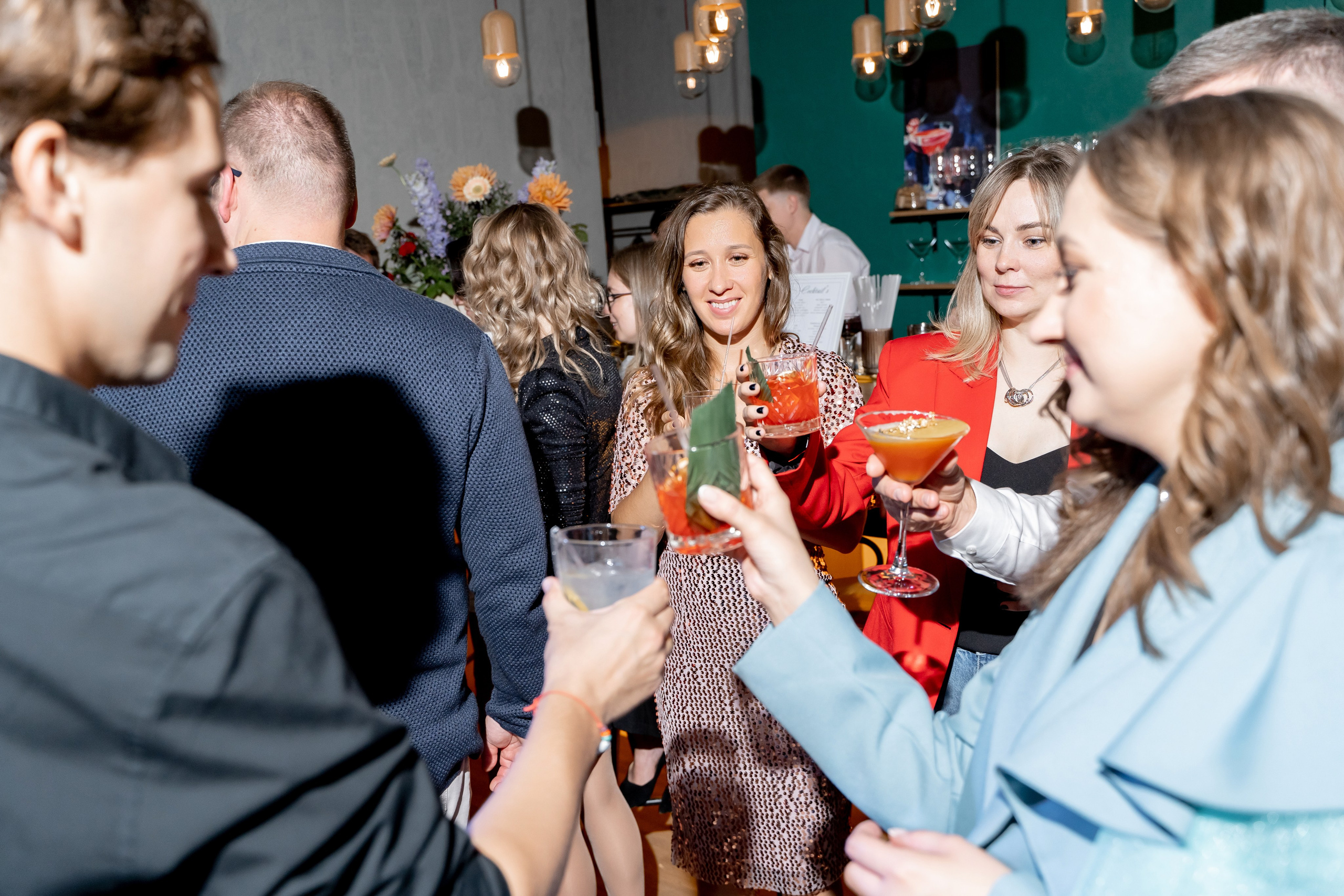 Репортаж мероприятия, репортажная съемка в Москве и Московской области, фотограф на мероприятие, фотосъемка юбилея, репортаж свадьбы, event, фотосессия на фотозоне, фотограф на юбилей, фотограф на день рождения, репортажный фотограф, съемка мероприятия, съемка на фотозоне, фотограф на корпоратив, фотограф на свадьбу, фотограф на детский праздник, фотограф на выпускной. Свадебный репортаж в лофте.