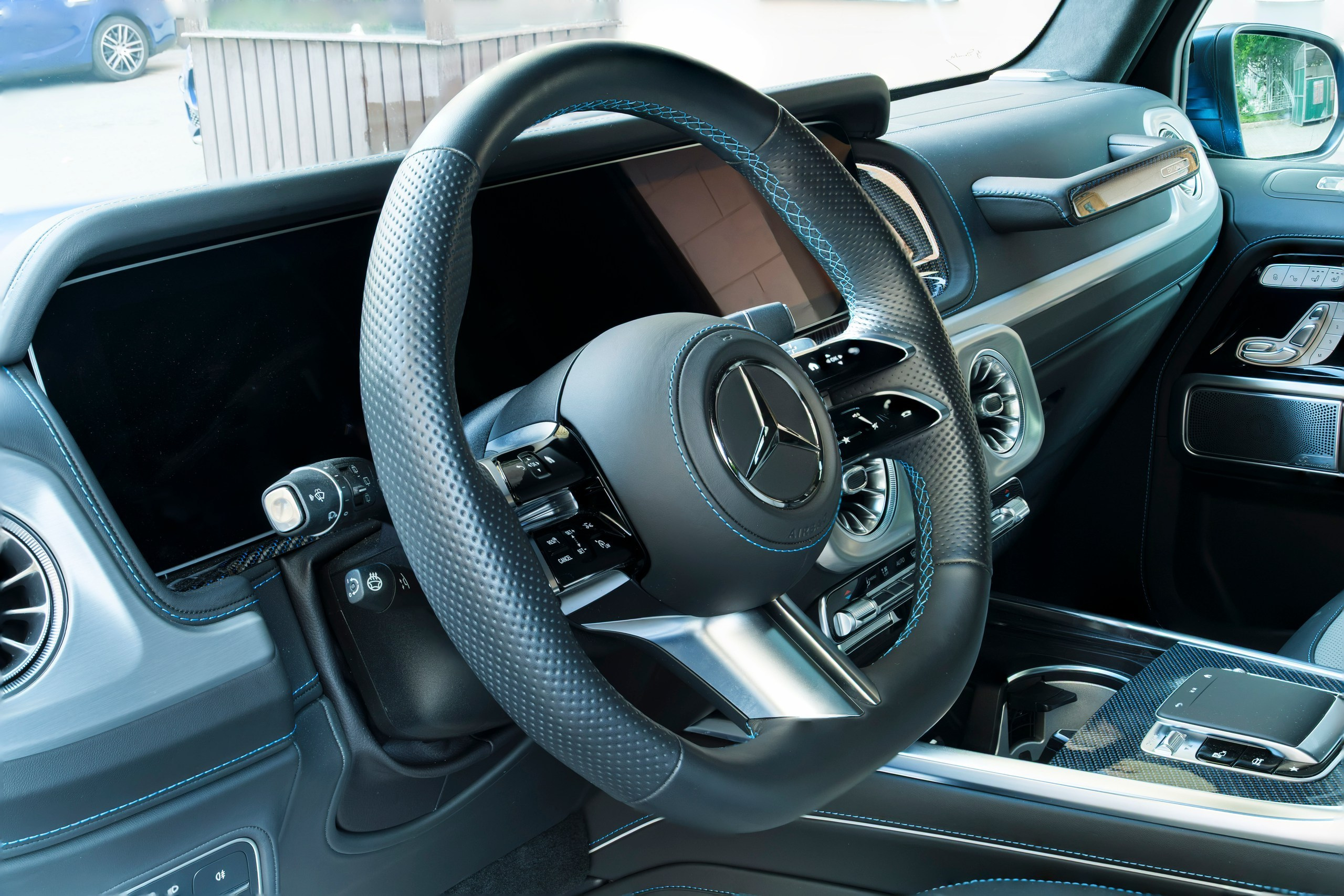 Съёмка Mercedes G 580 EQ для продажи. Фотограф на мероприятие в Москве — Павел Соколов