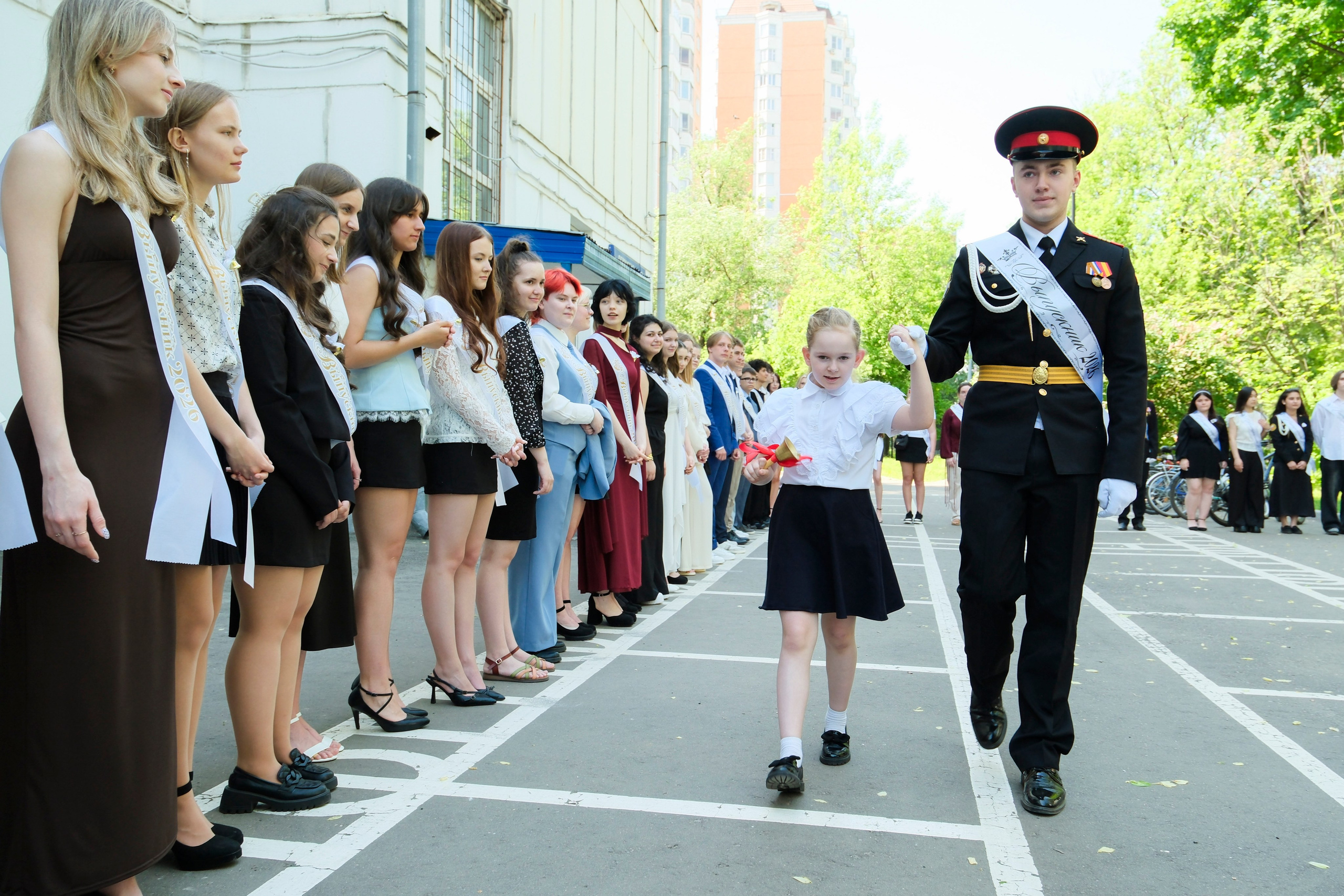 Линейка 11 класс. Фотограф на мероприятие в Москве — Павел Соколов