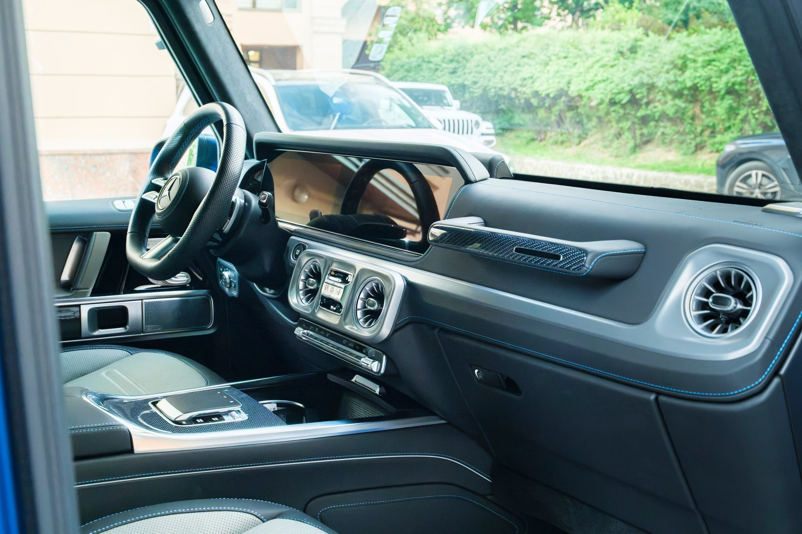 Съёмка Mercedes G 580 EQ для продажи. Фотограф на мероприятие в Москве — Павел Соколов