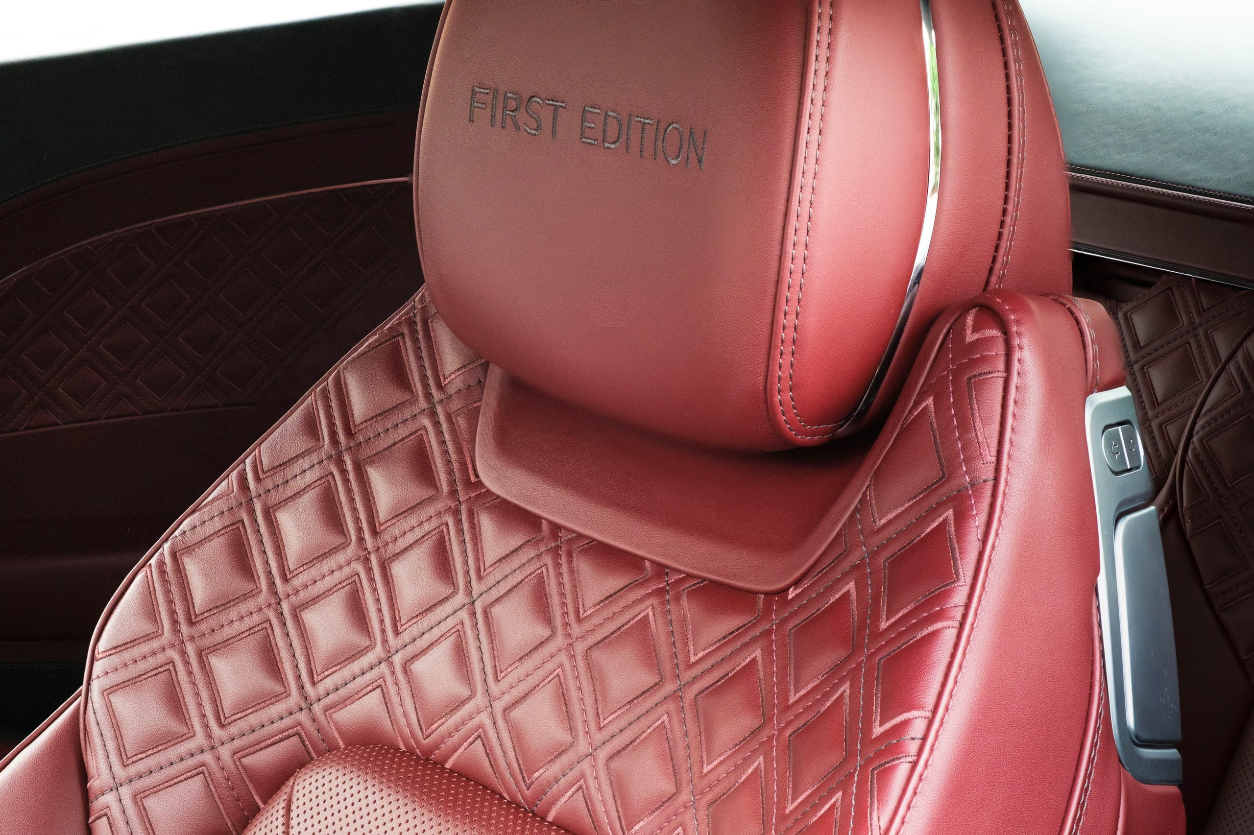 Съёмка Bentley Continental GT First Edition для продажи. Фотограф на мероприятие в Москве — Павел Соколов
