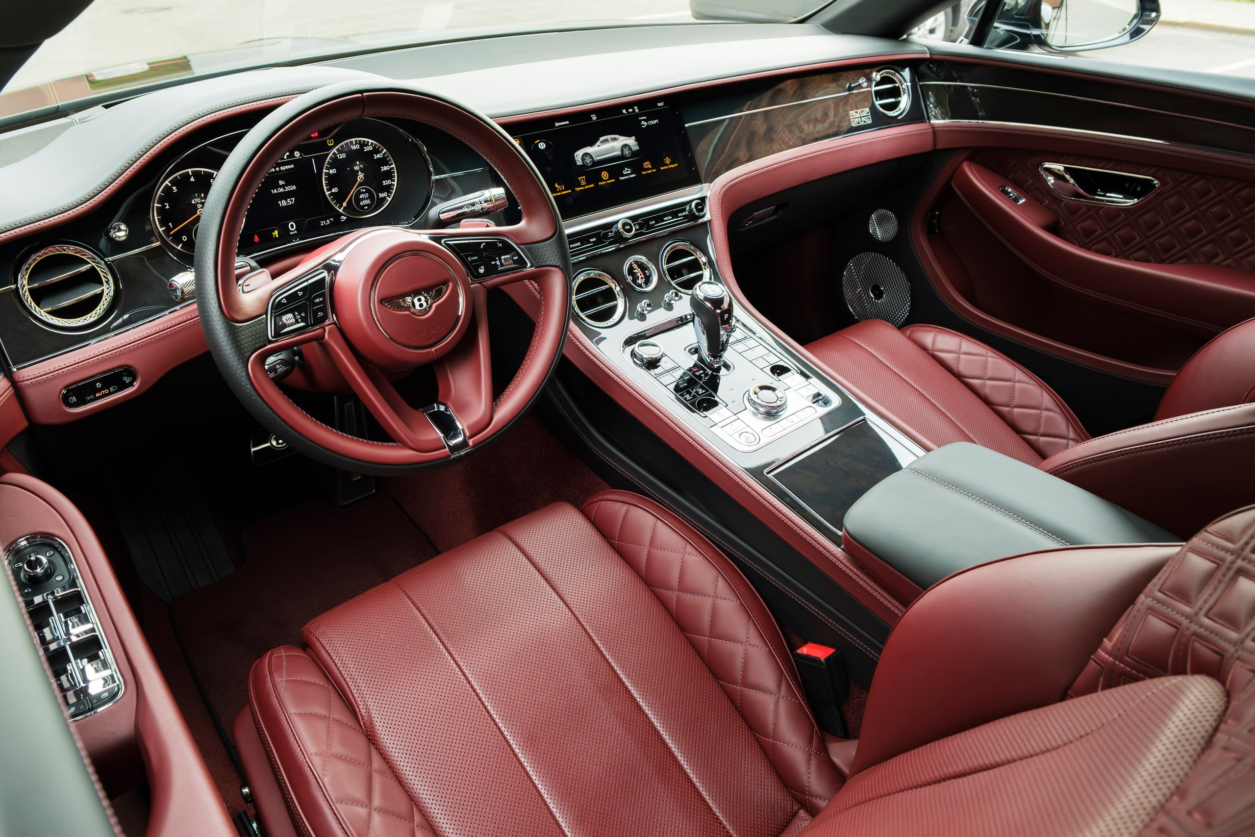 Съёмка Bentley Continental GT First Edition для продажи. Фотограф на мероприятие в Москве — Павел Соколов