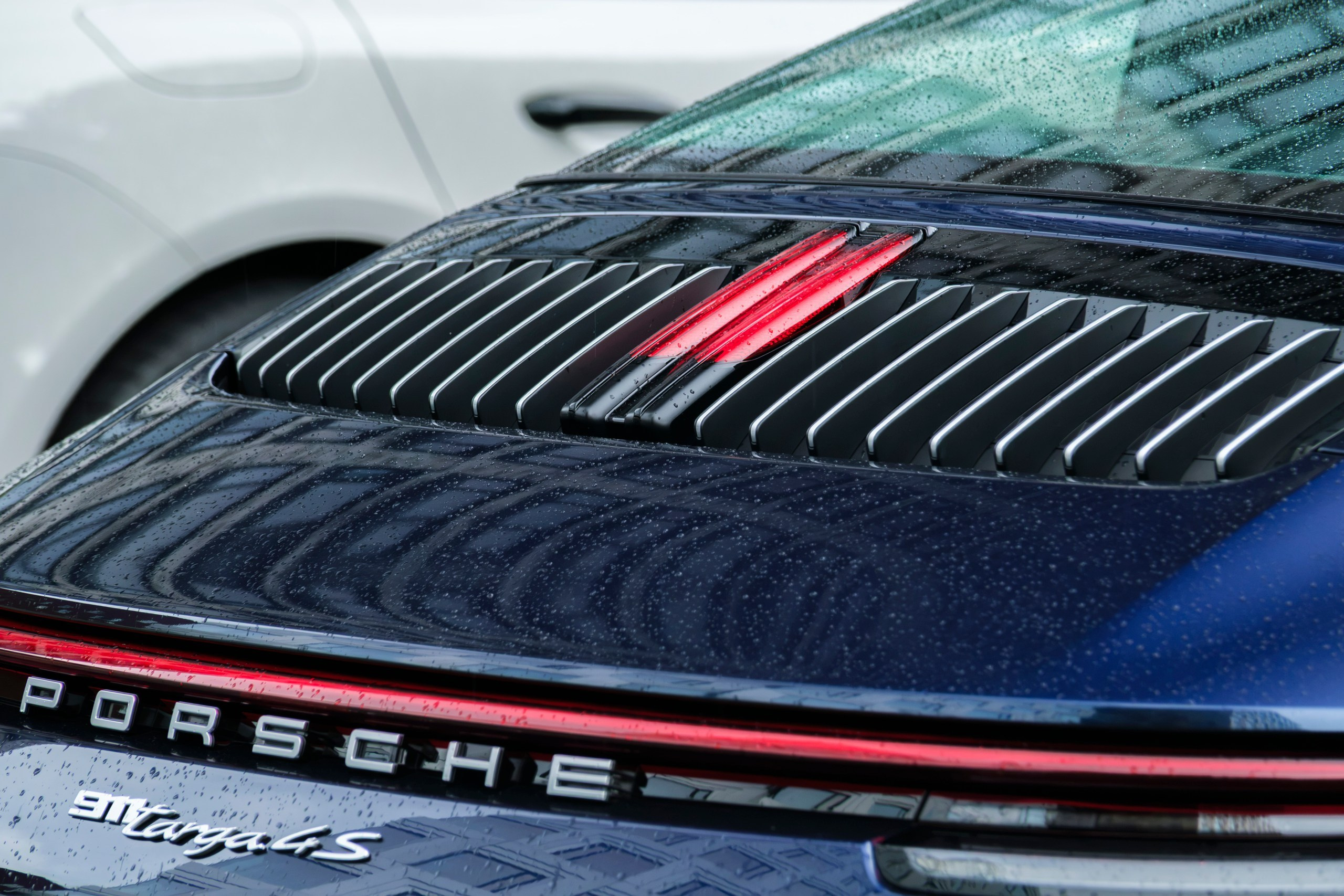 Съёмка автомобилей Porsche 911 Targa 4S и Panamera GTS. Фотограф на мероприятие в Москве — Павел Соколов