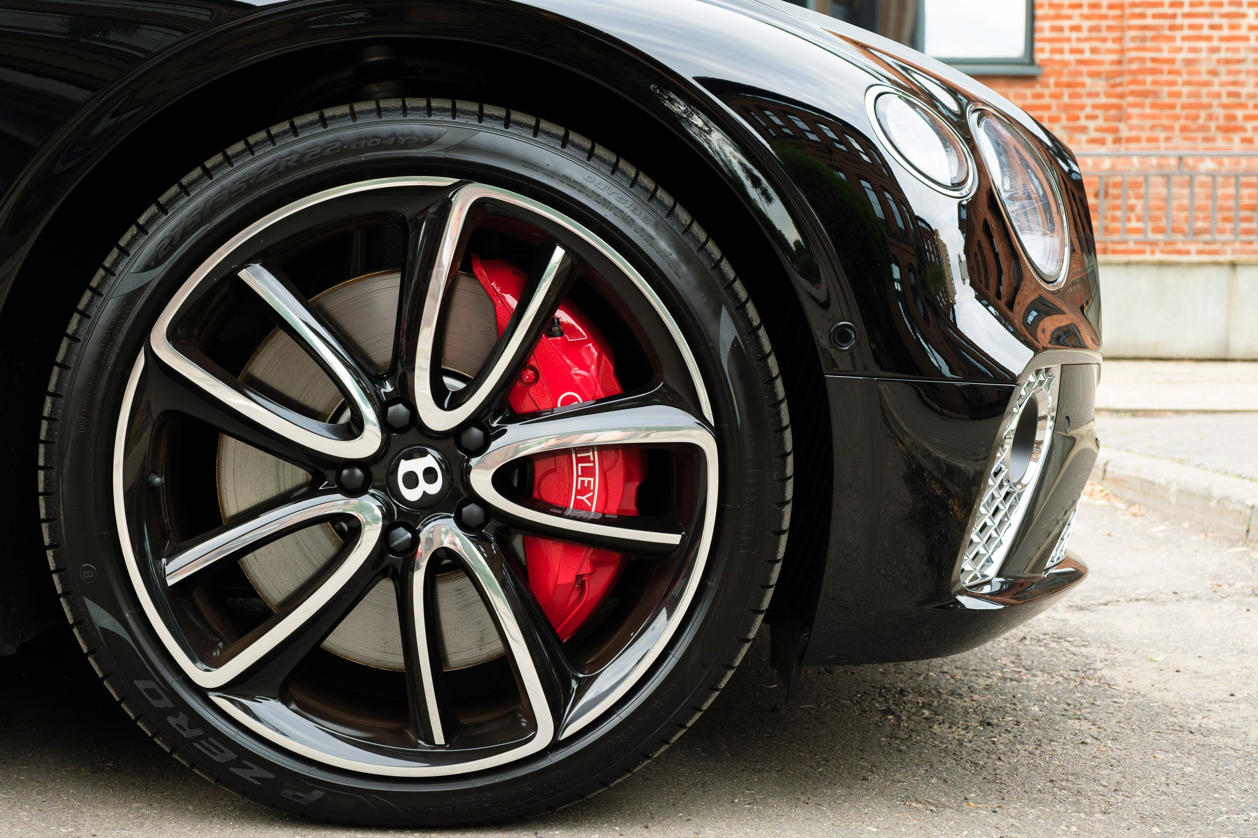 Съёмка Bentley Continental GT First Edition для продажи. Фотограф на мероприятие в Москве — Павел Соколов