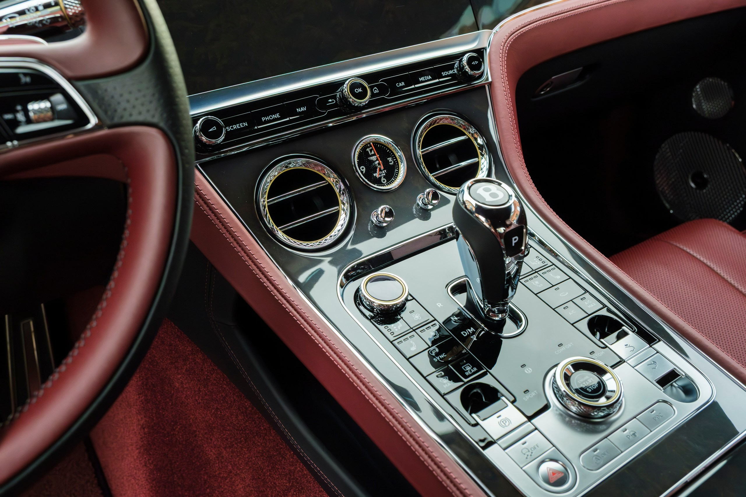 Съёмка Bentley Continental GT First Edition для продажи. Фотограф на мероприятие в Москве — Павел Соколов