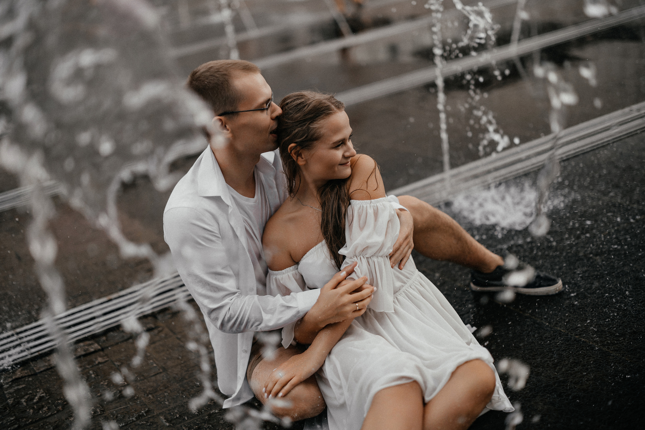 Лав стори в фонтане ♥. Свадебный фотограф в Москве