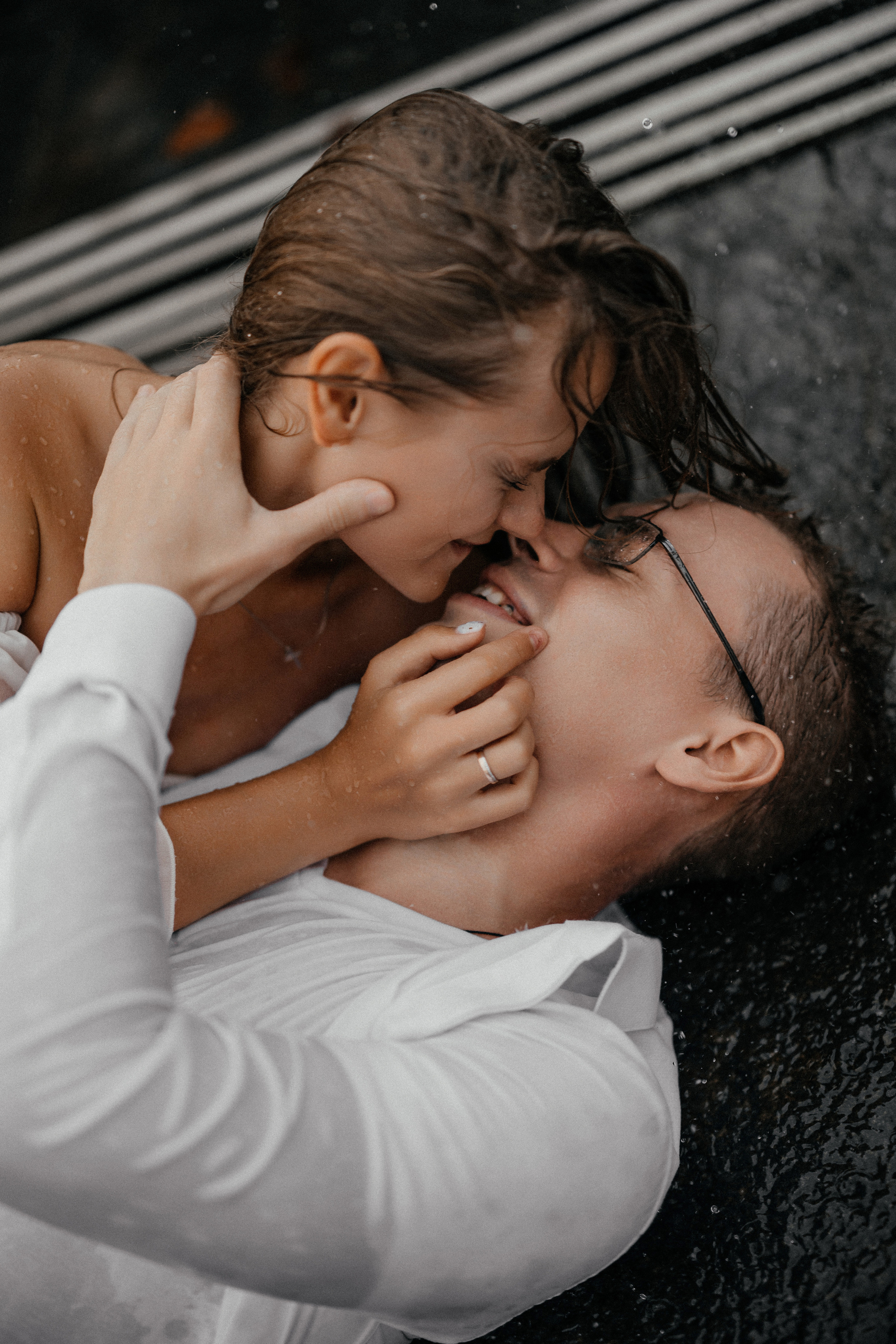 Лав стори в фонтане ♥. Свадебный фотограф в Москве