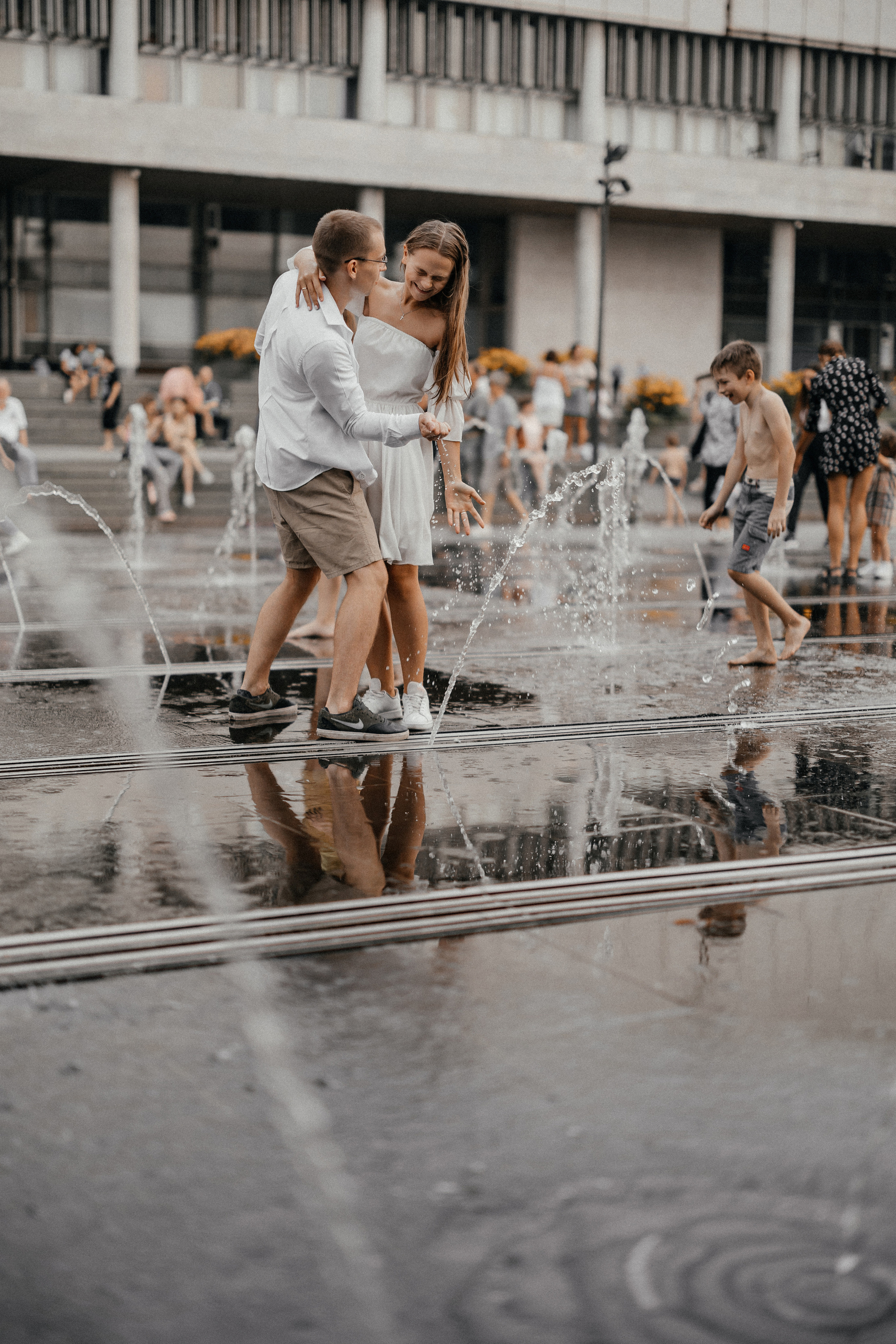 Лав стори в фонтане ♥. Свадебный фотограф в Москве