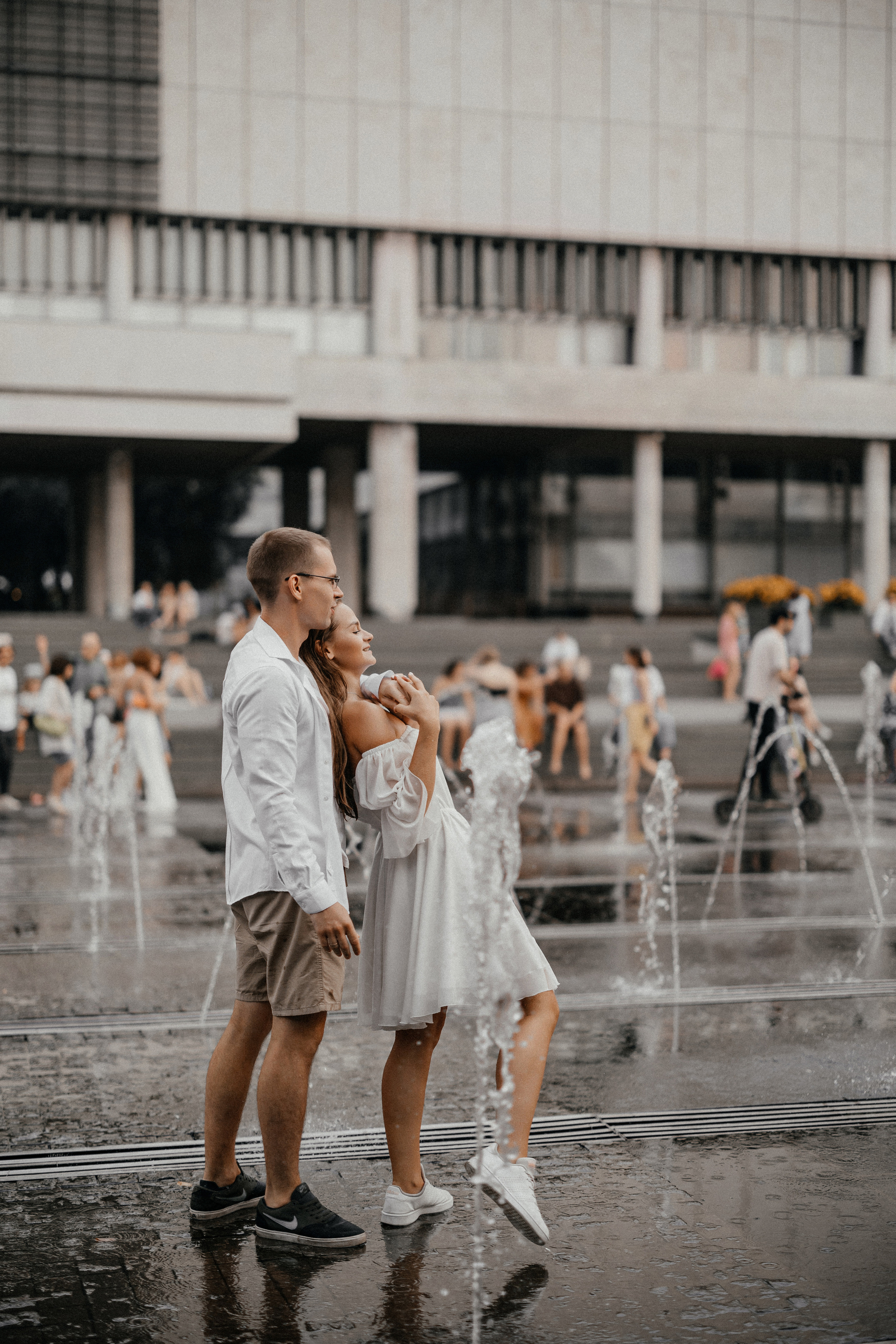 Лав стори в фонтане ♥. Свадебный фотограф в Москве