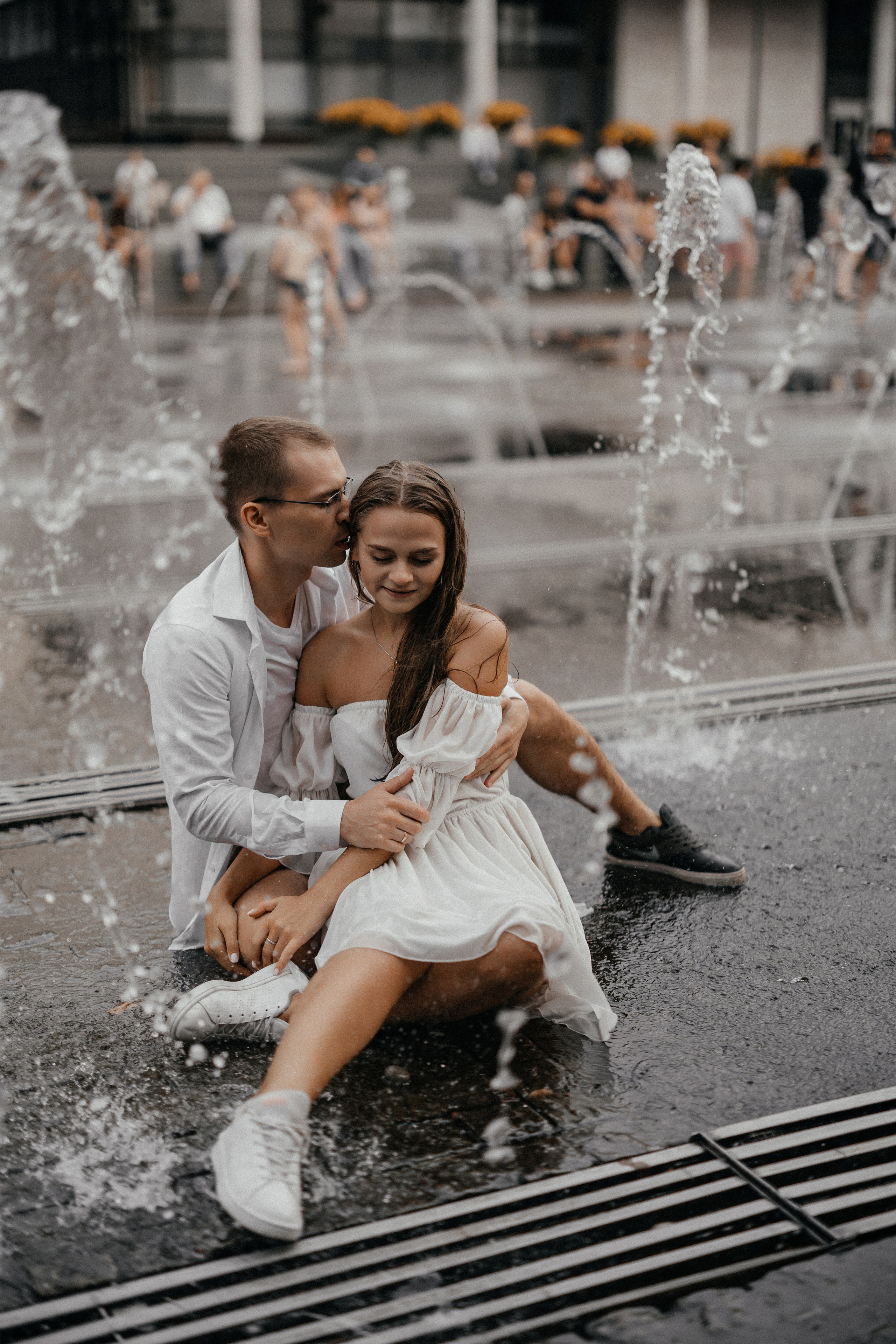 Лав стори в фонтане ♥. Свадебный фотограф в Москве