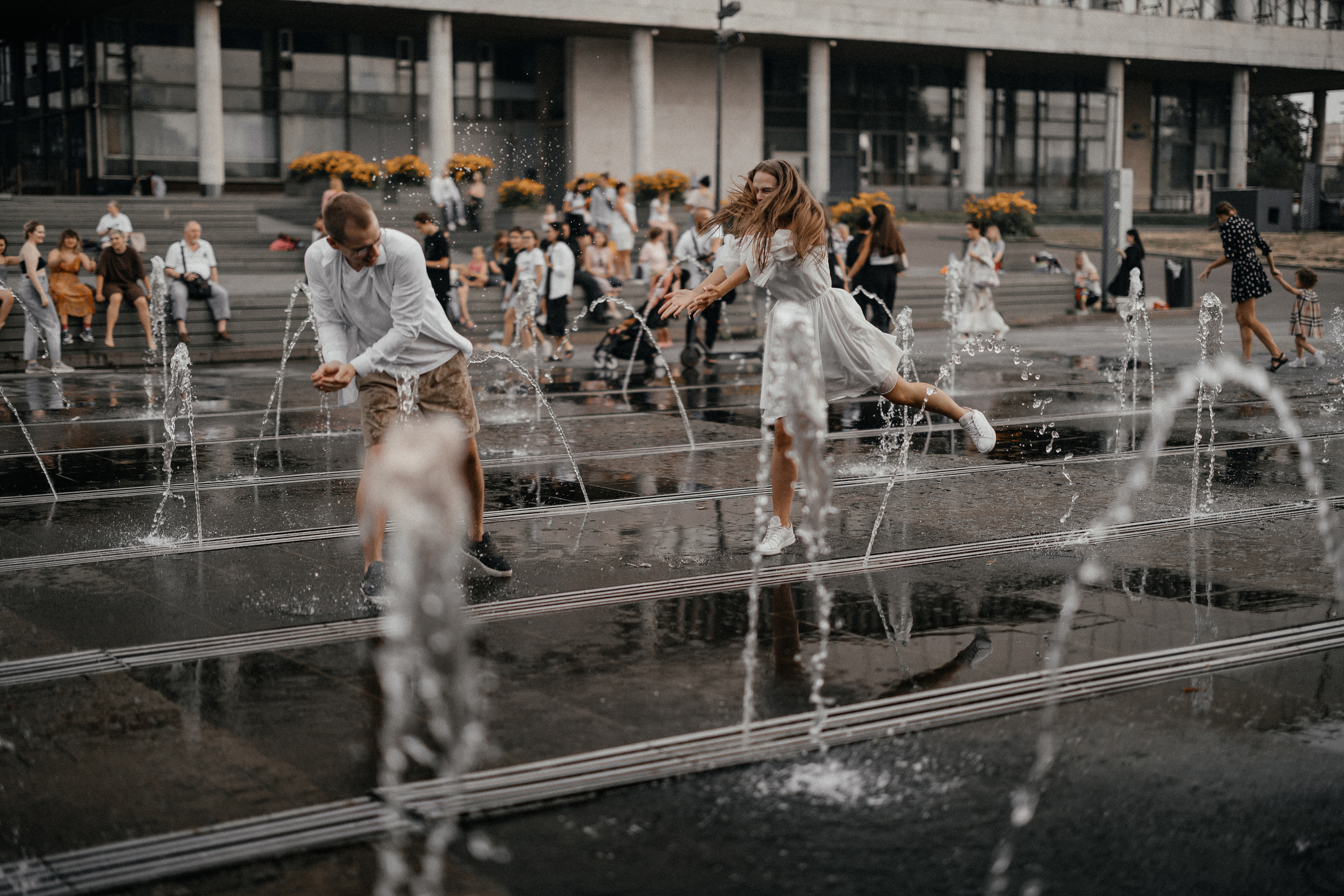 Лав стори в фонтане ♥. Свадебный фотограф в Москве
