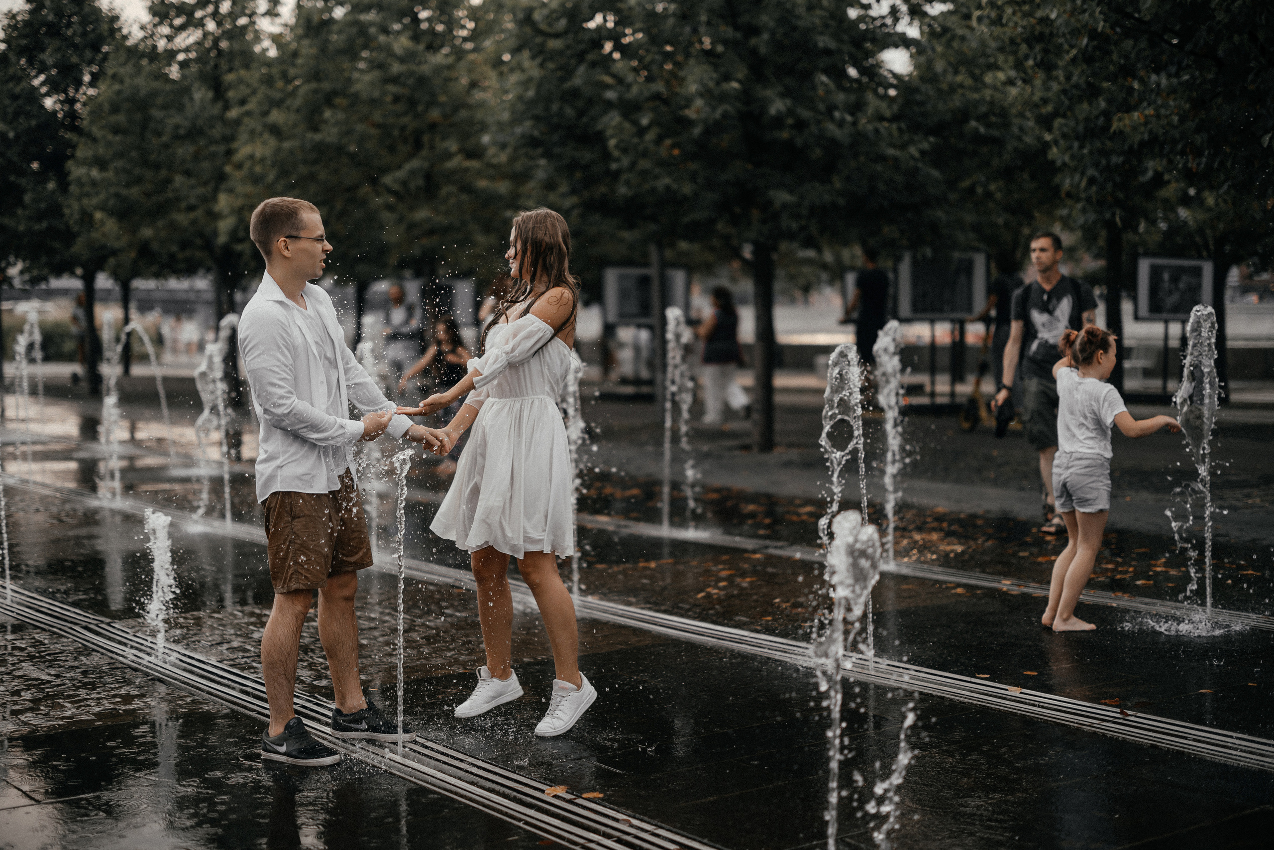 Лав стори в фонтане ♥. Свадебный фотограф в Москве