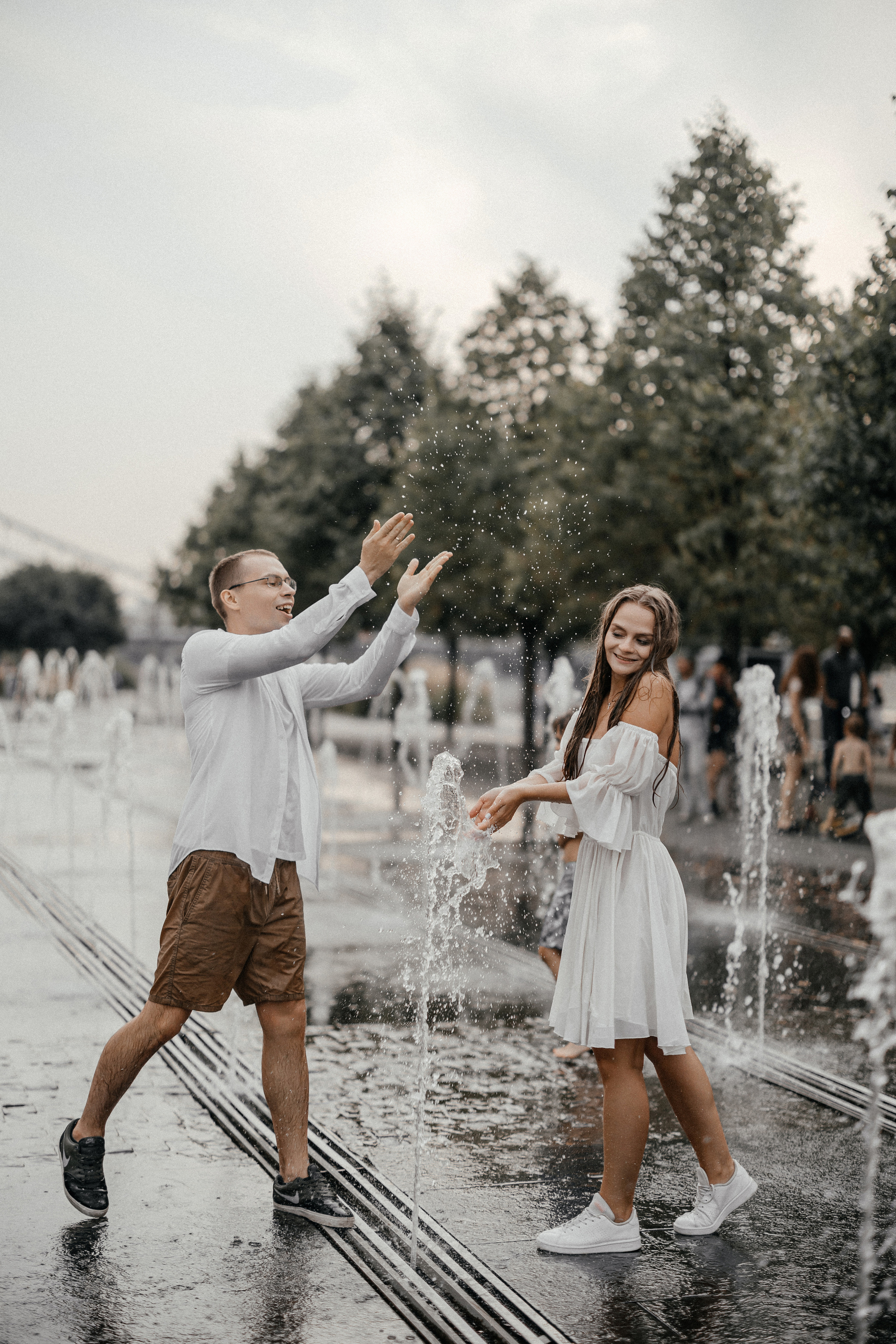 Лав стори в фонтане ♥. Свадебный фотограф в Москве