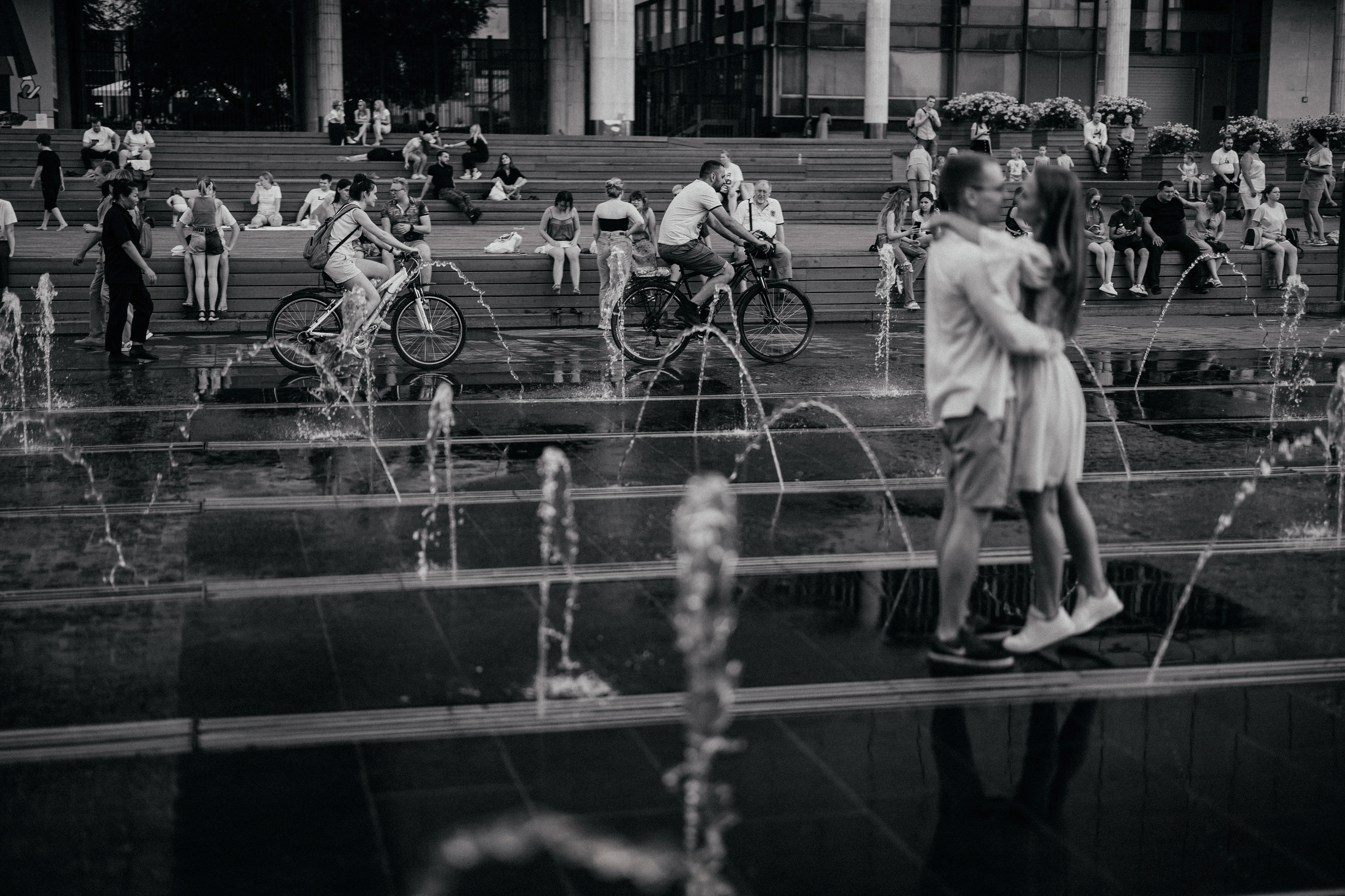 Лав стори в фонтане ♥. Свадебный фотограф в Москве