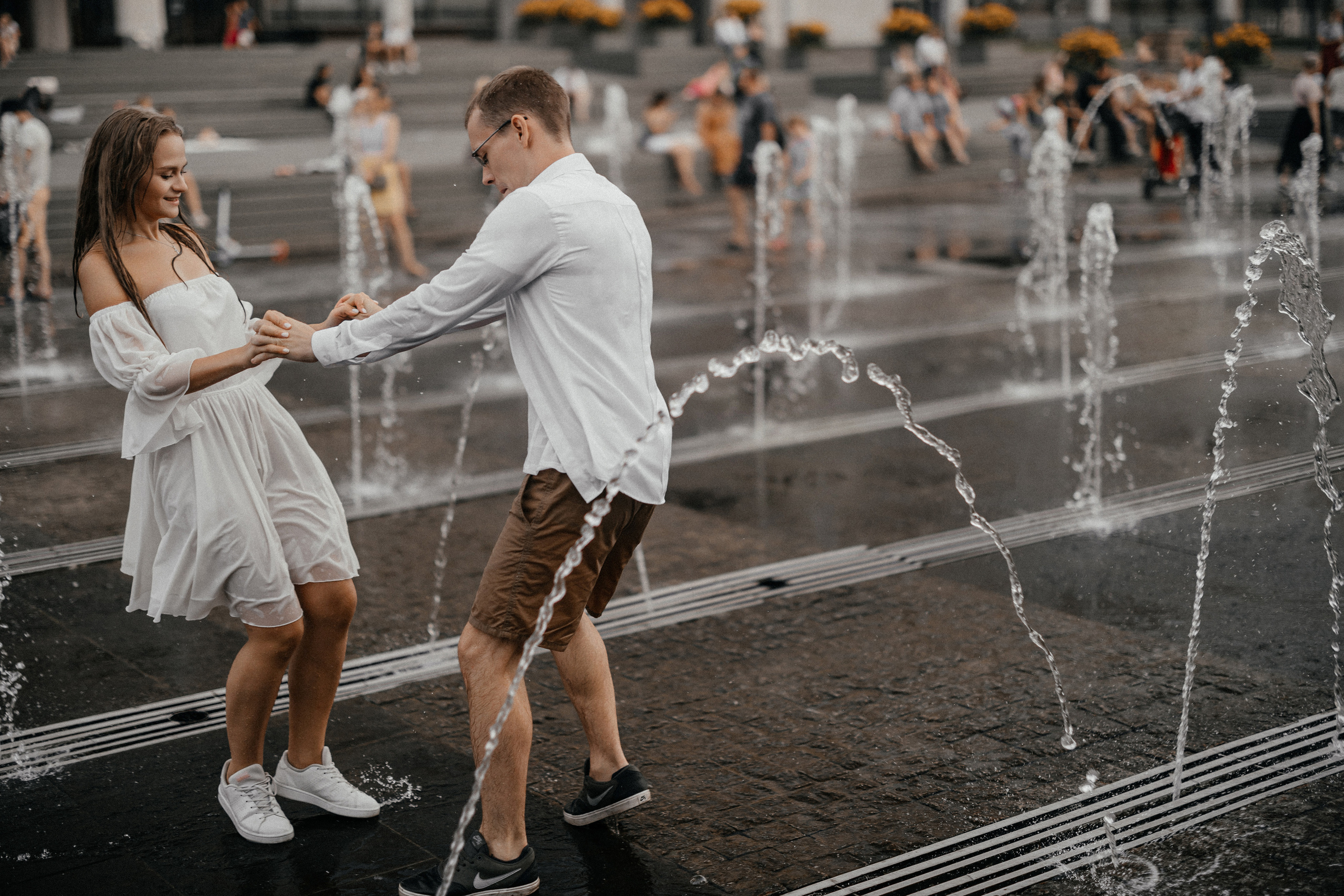 Лав стори в фонтане ♥. Свадебный фотограф в Москве