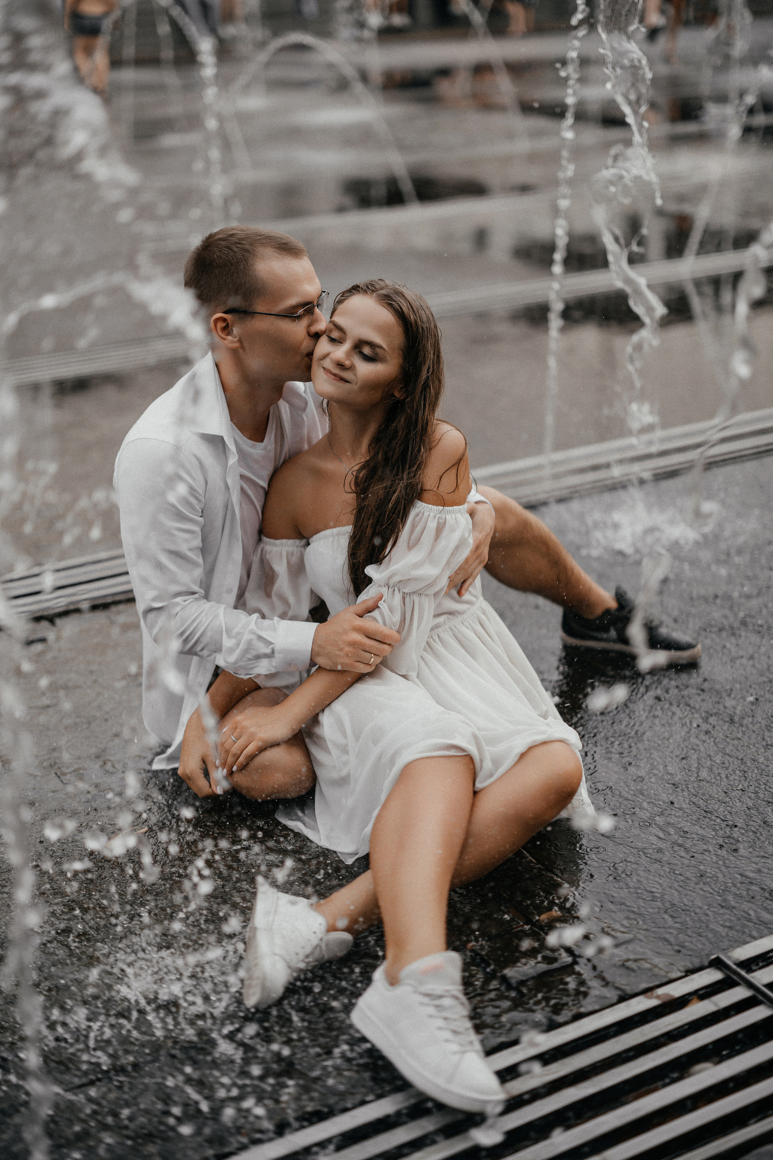 Лав стори в фонтане ♥. Свадебный фотограф в Москве