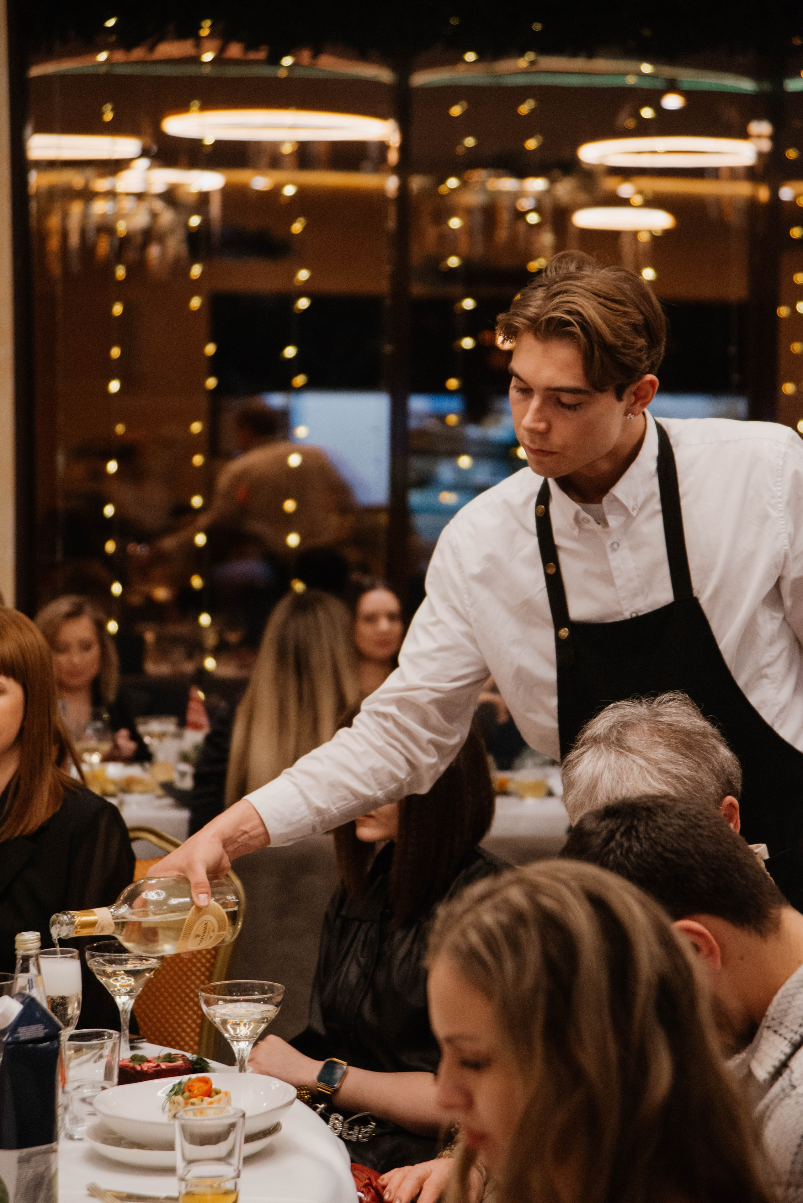 Праздник в стенах клубного пространства «Своя Среда». Ксения Glossa. Портретный и репортажный фотограф в Самаре