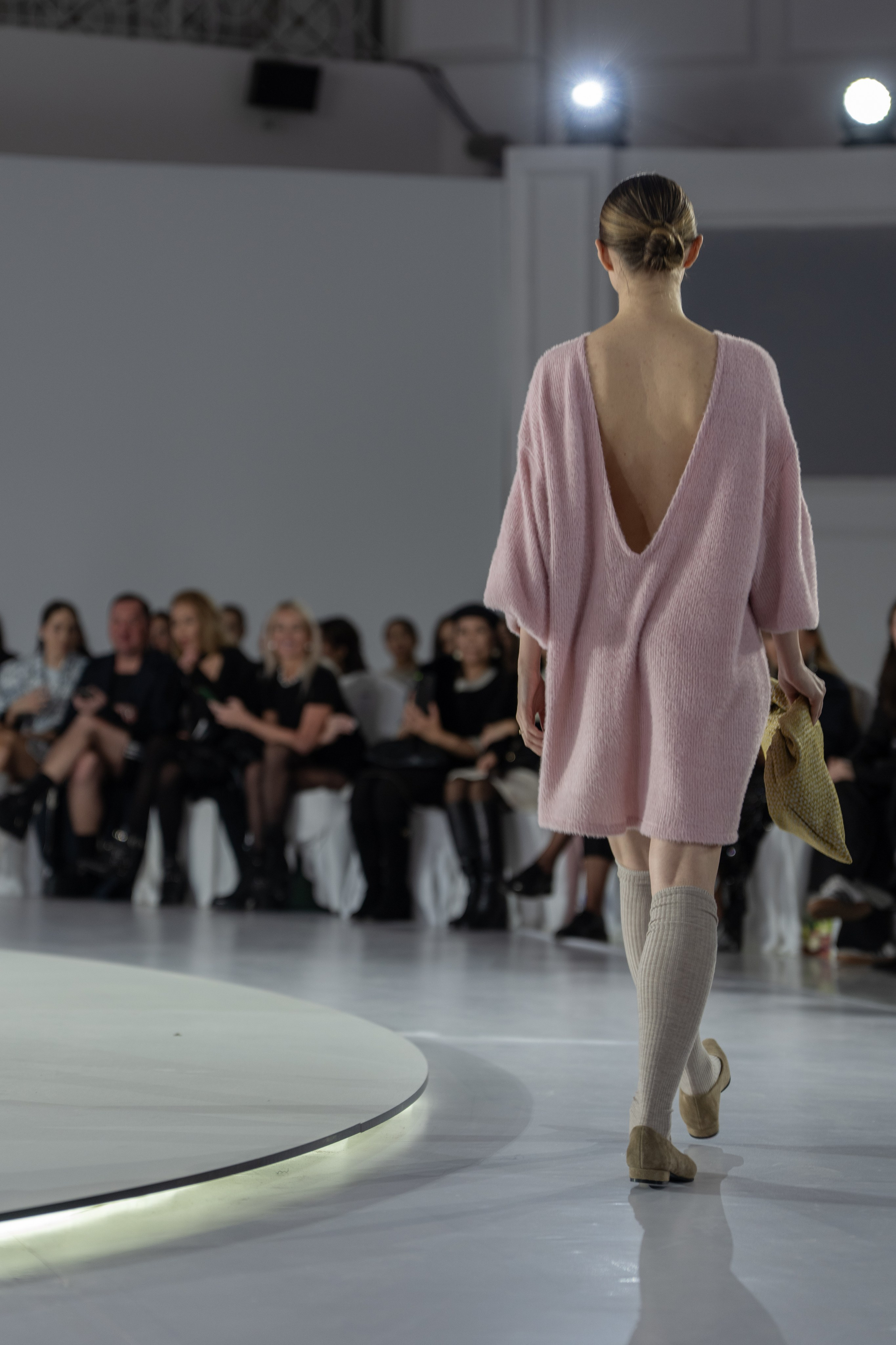 Brand Studio4353. Сайт Алматинского НЮ АРТ, будуар и фэшн фотографа Дениса Карпенко