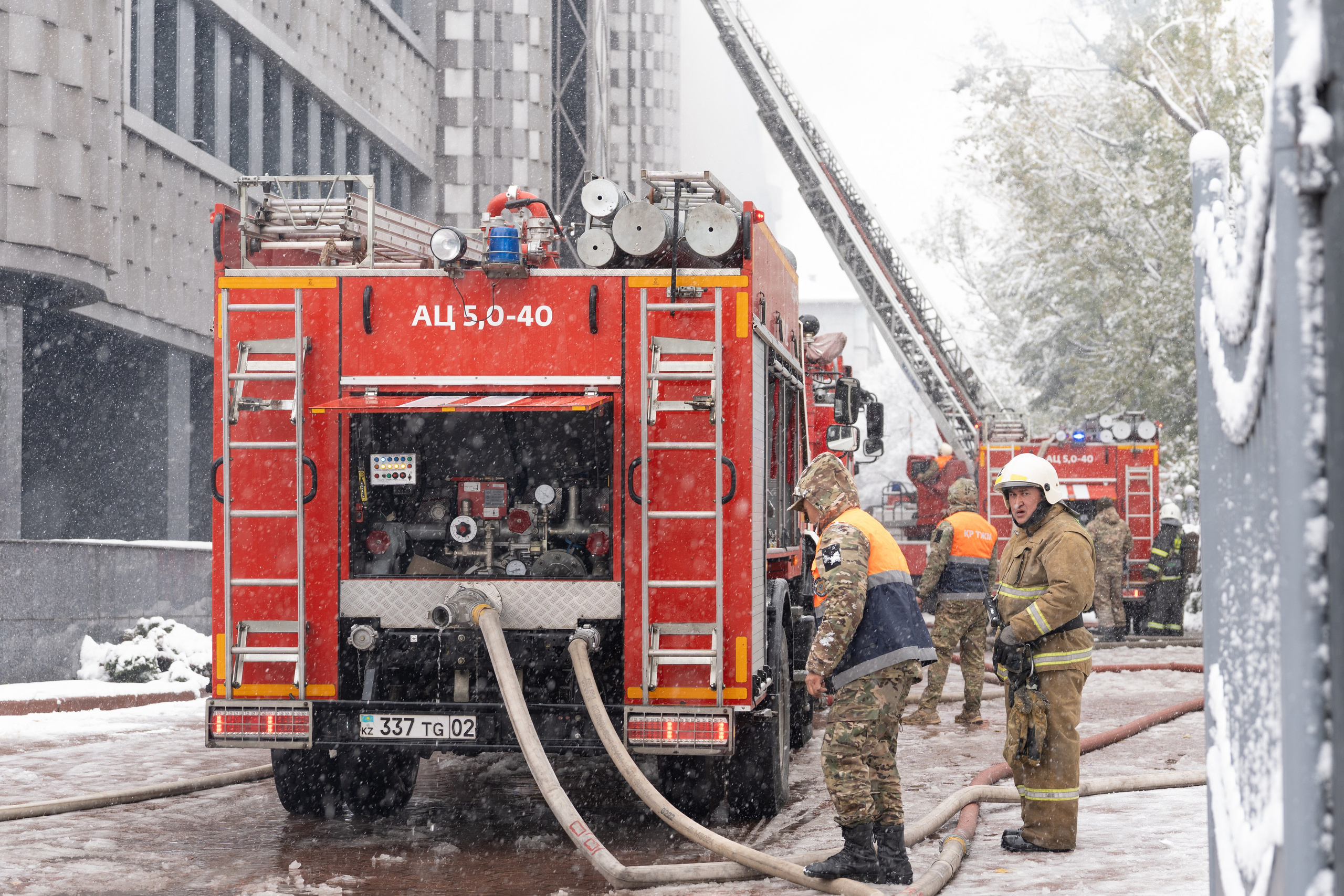Тушение Пожара. Сайт Алматинского НЮ АРТ, будуар и фэшн фотографа Дениса Карпенко