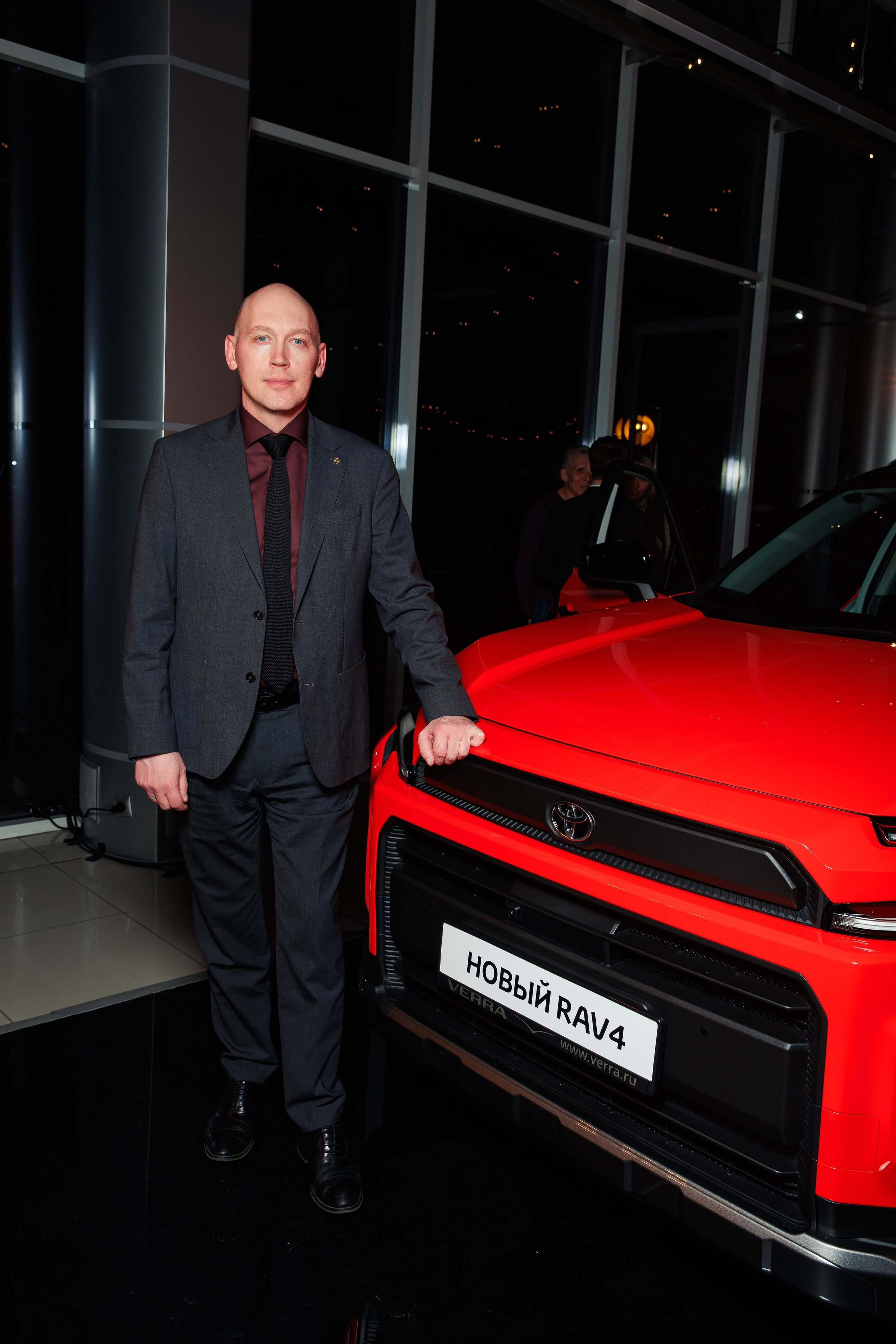 Презентация новой Toyota RAV4. Репортажный и свадебный фотограф в Уфе Павел Кожевников