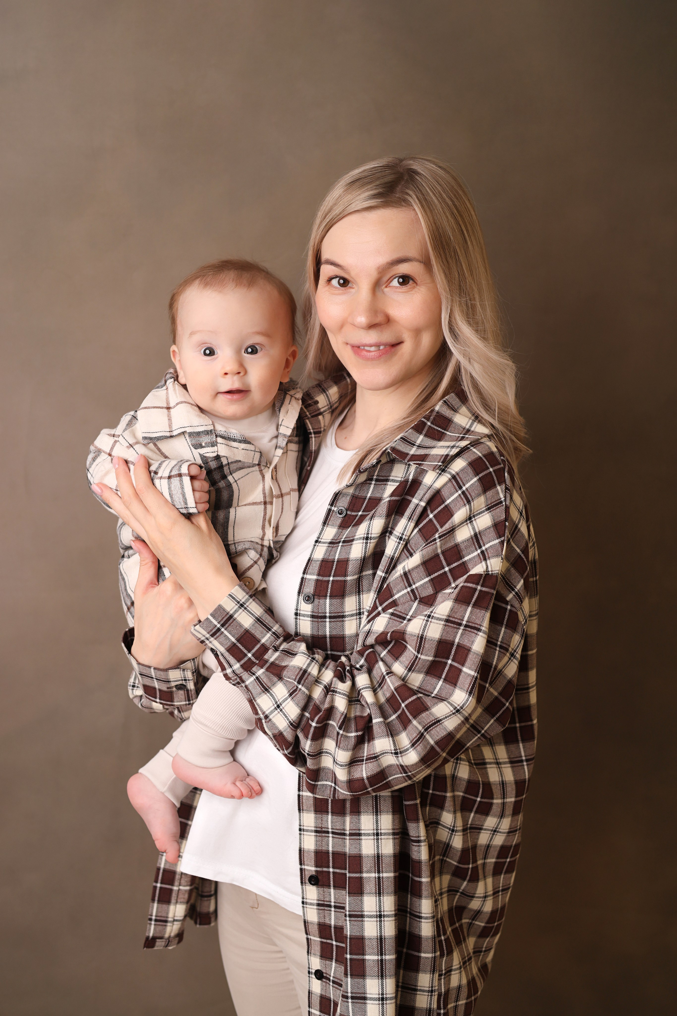 Фотосъемка малыша в 6 месяцев в Москве. Фотограф новорожденных Москва. Ньюборн фотограф Москва